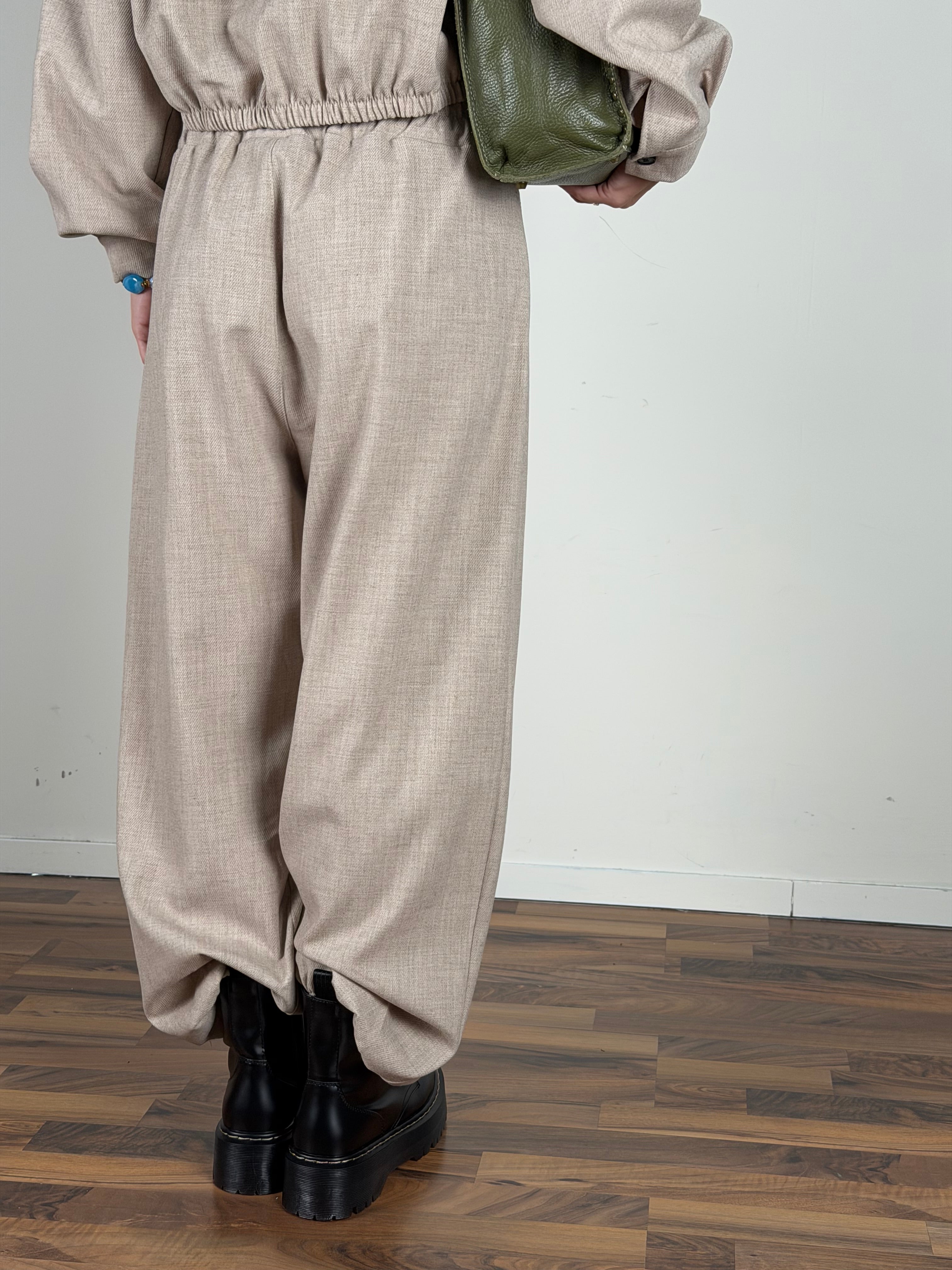 Pantalone completo Trix beige