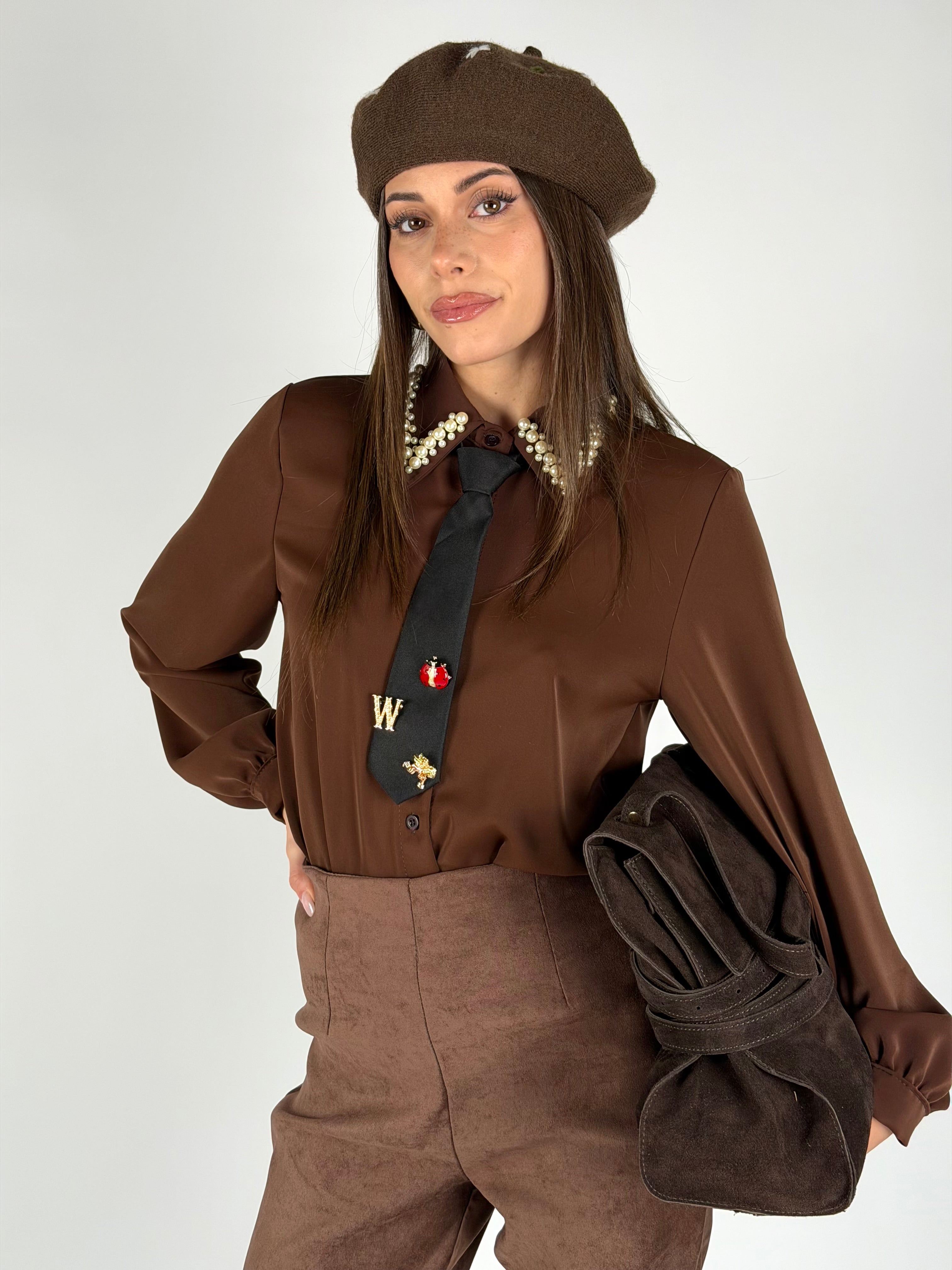 Camicia colletto perle moro