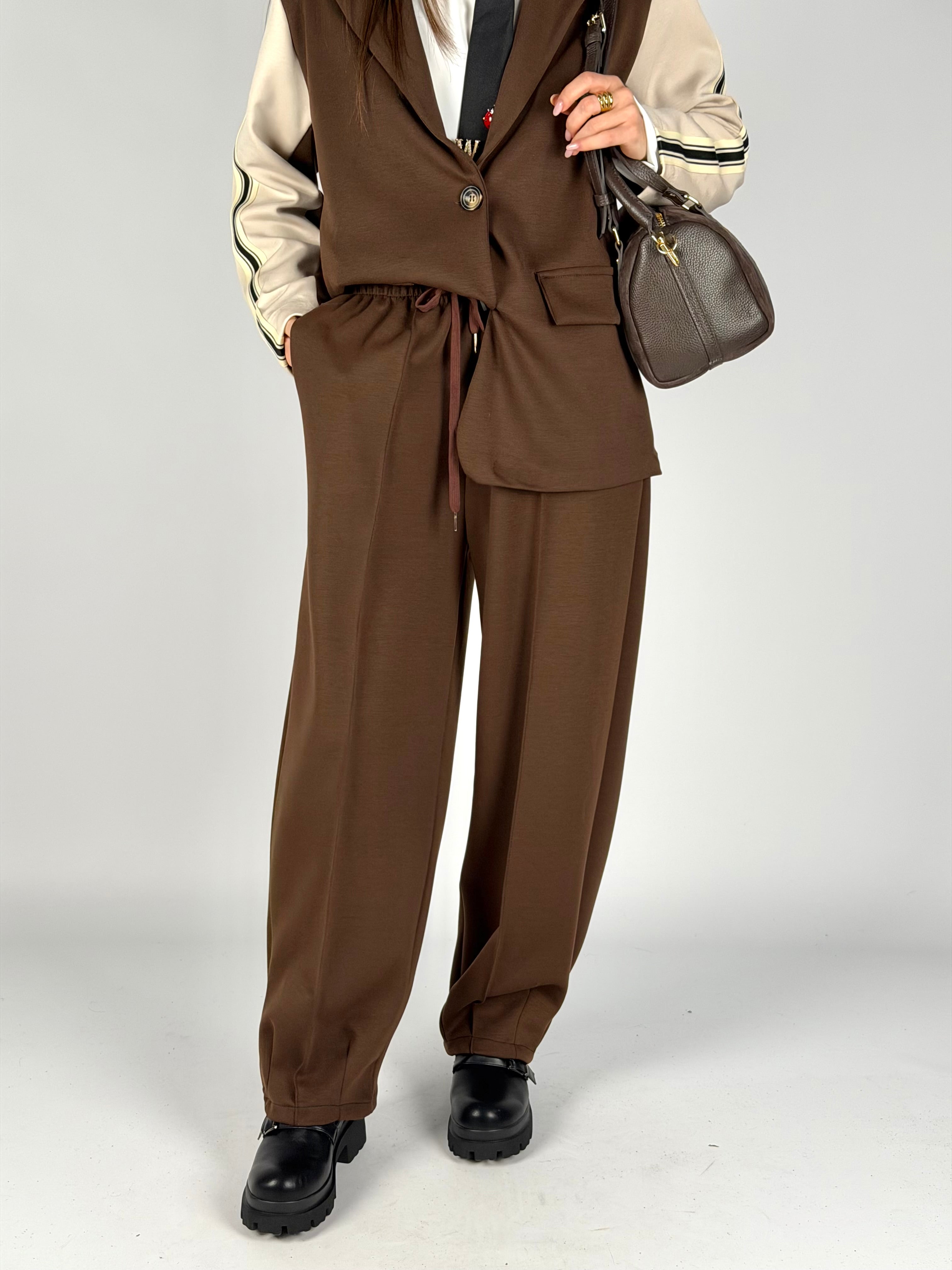 Pantalone completo banda moro