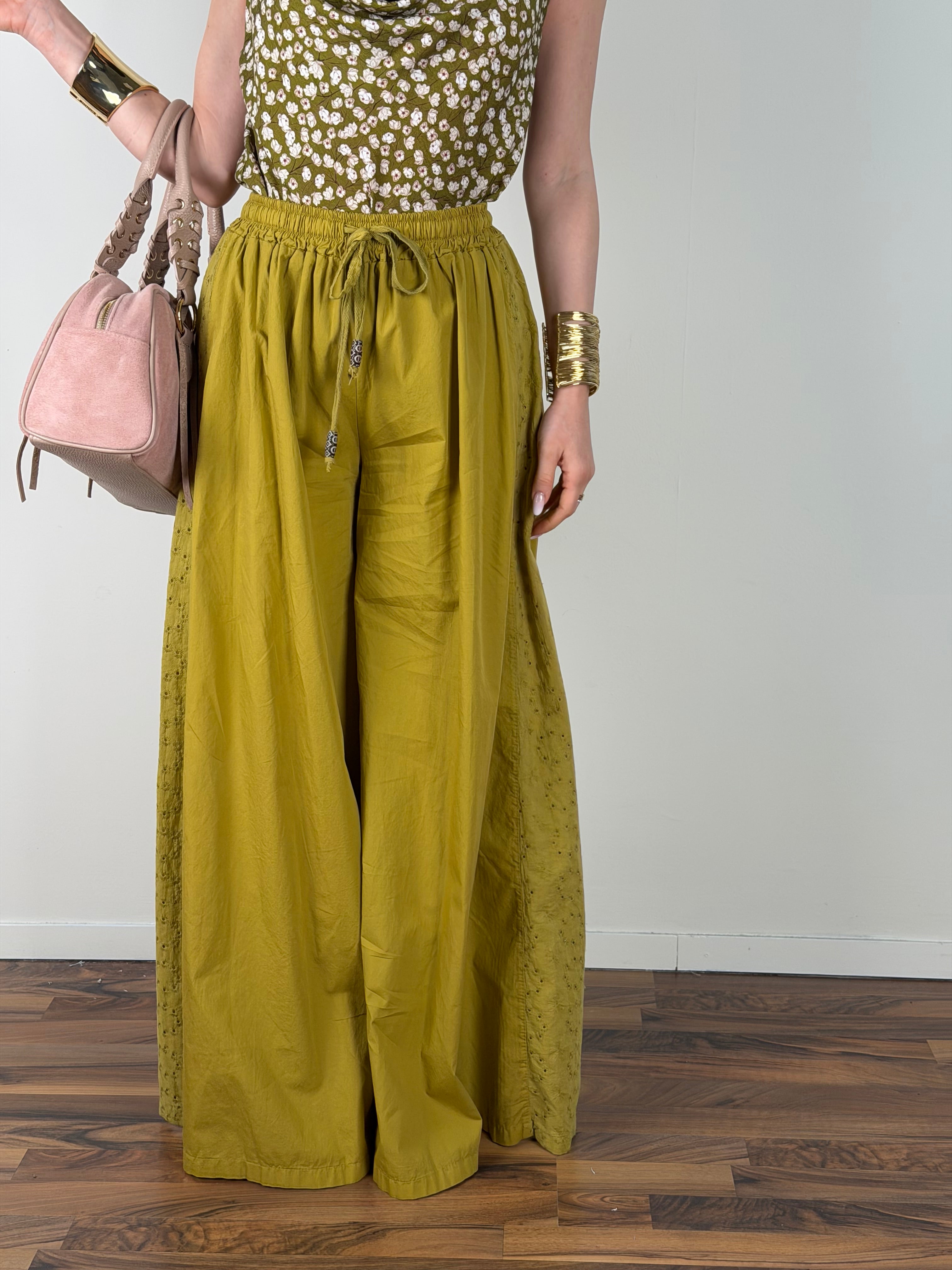 Pantalone colors pizzo sangallo verde acido