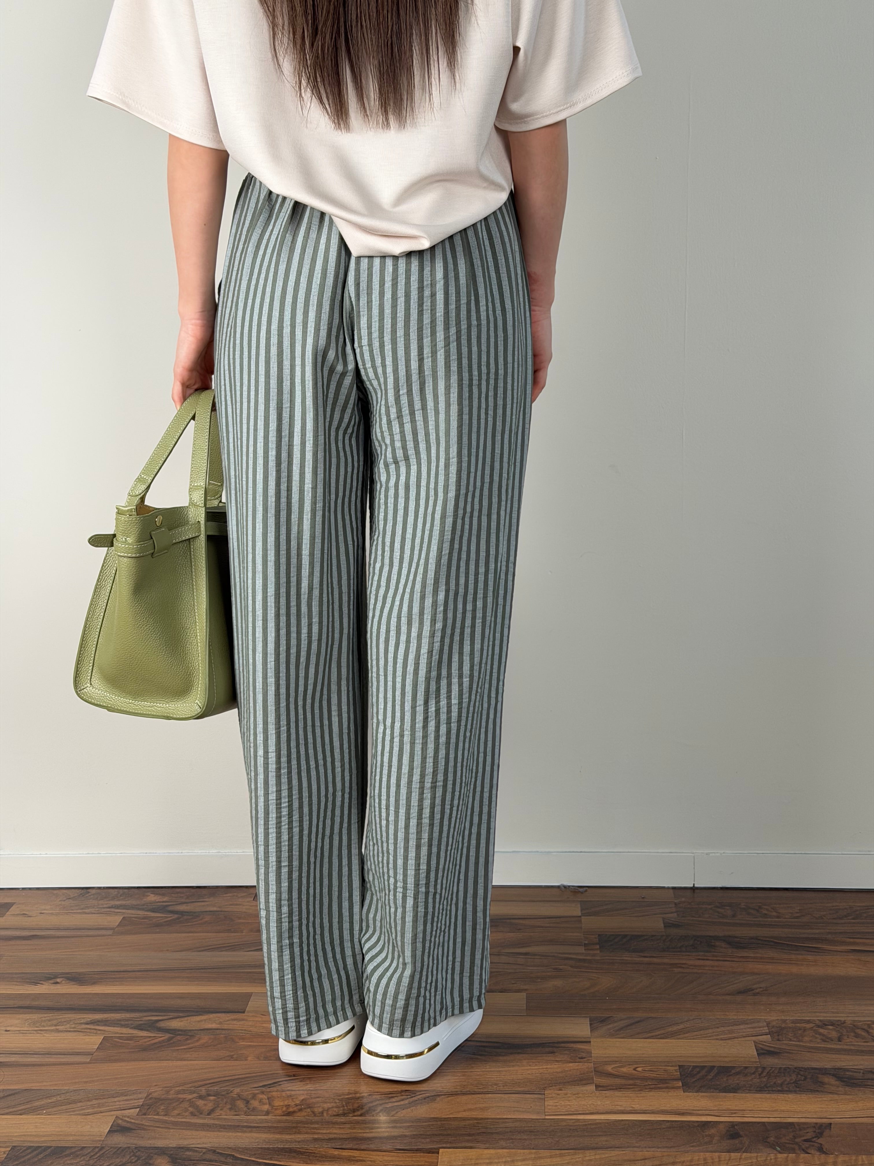 Pantalone Essenza verde