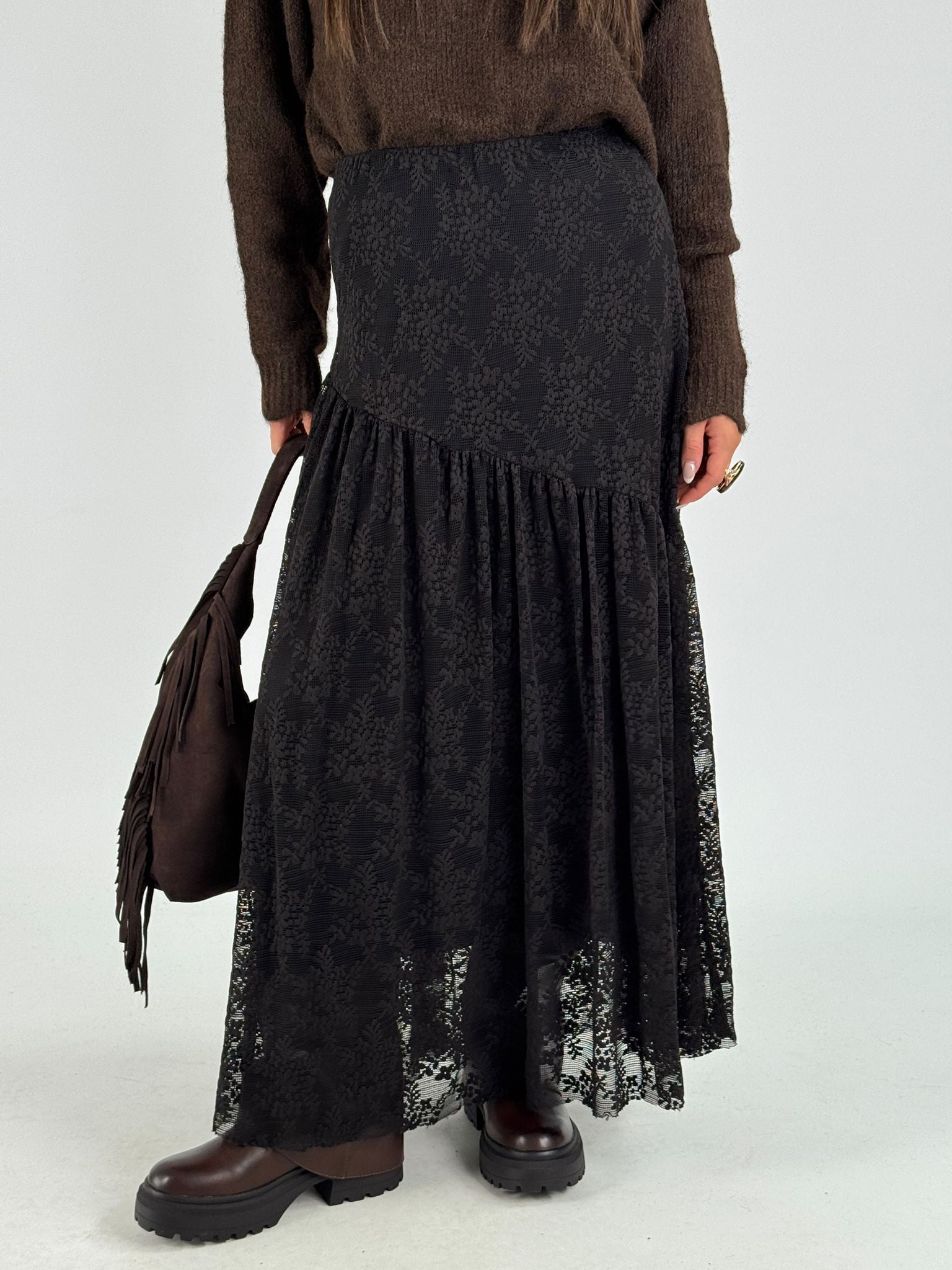 Gonna pizzo Genova nera