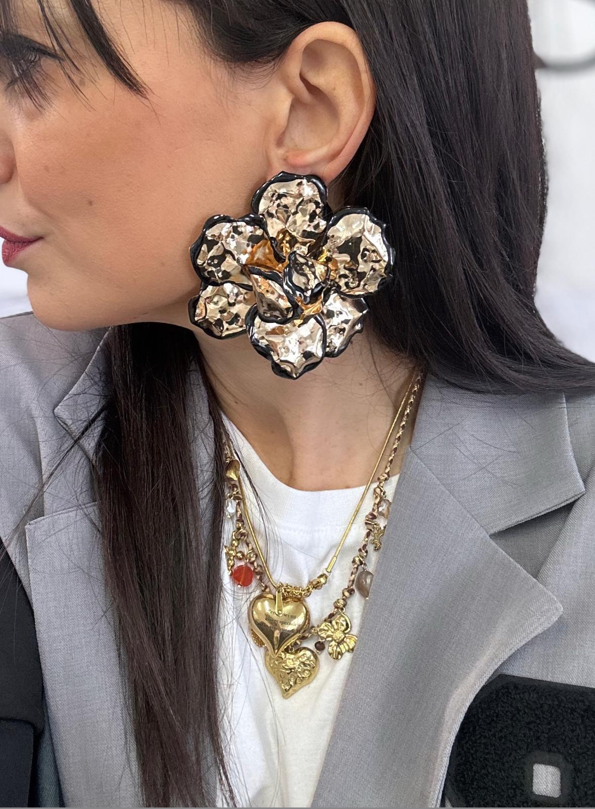 Orecchini maxi fiore