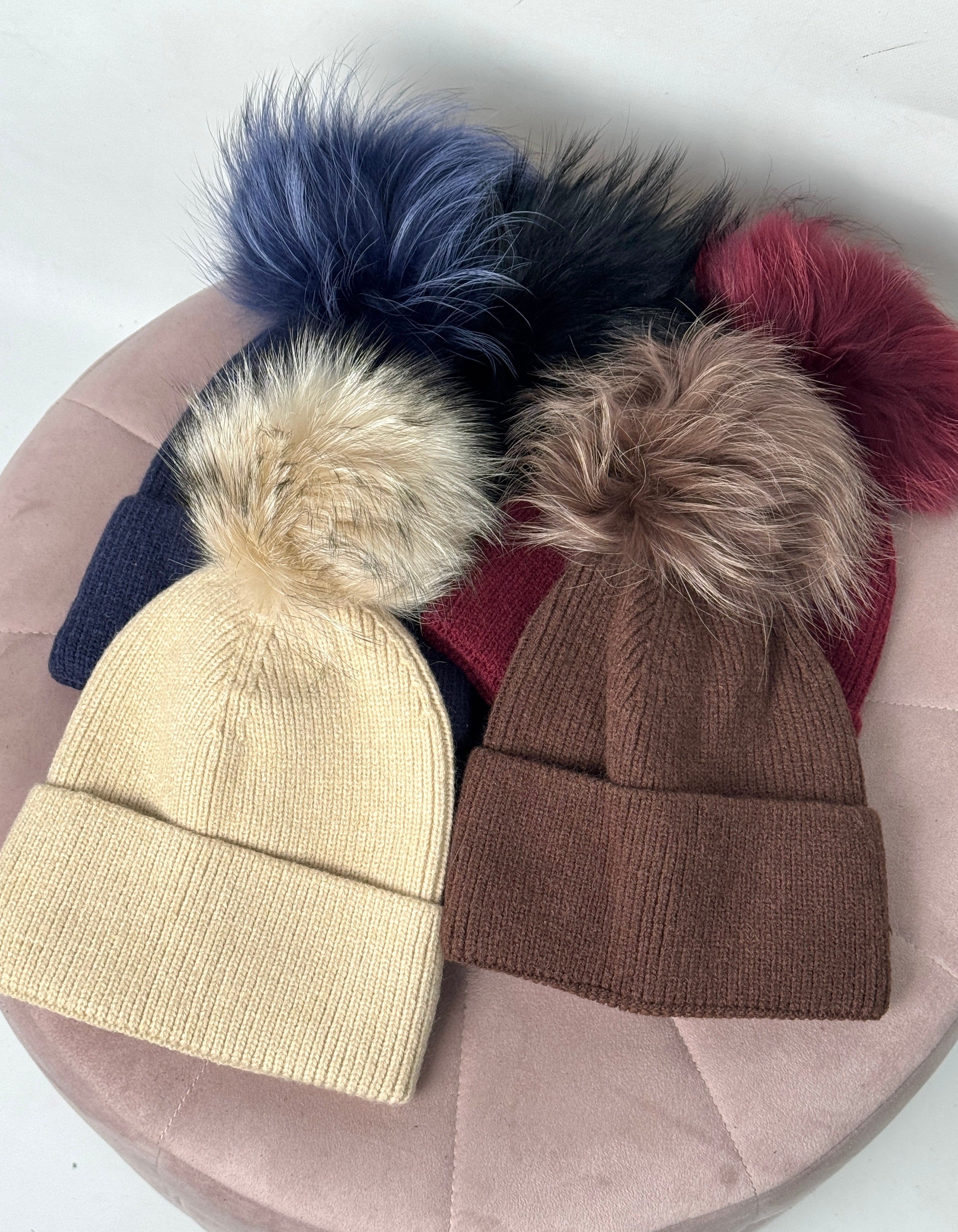 Cappello pon pon - 5 colori