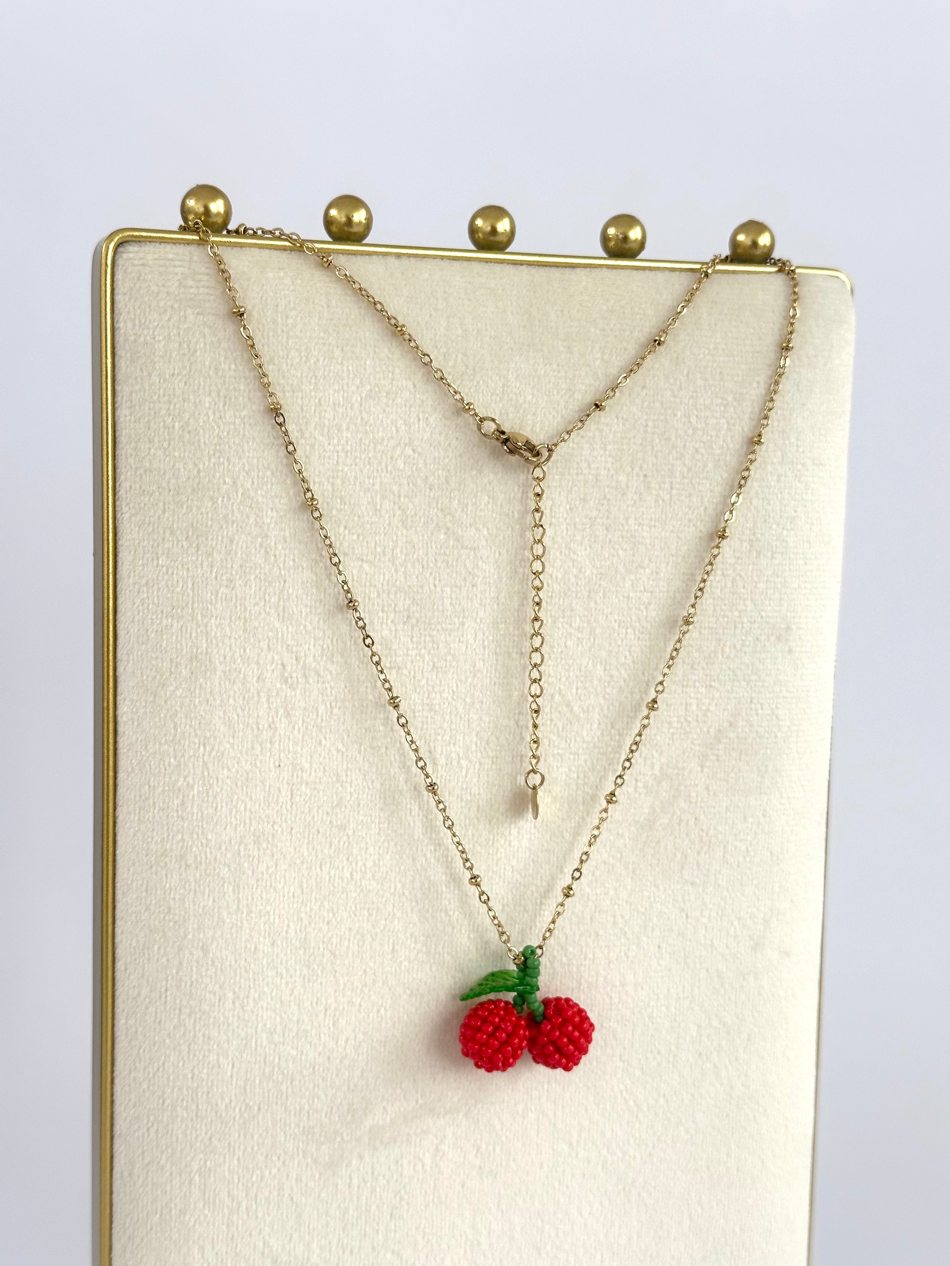 Collana fruit cherry