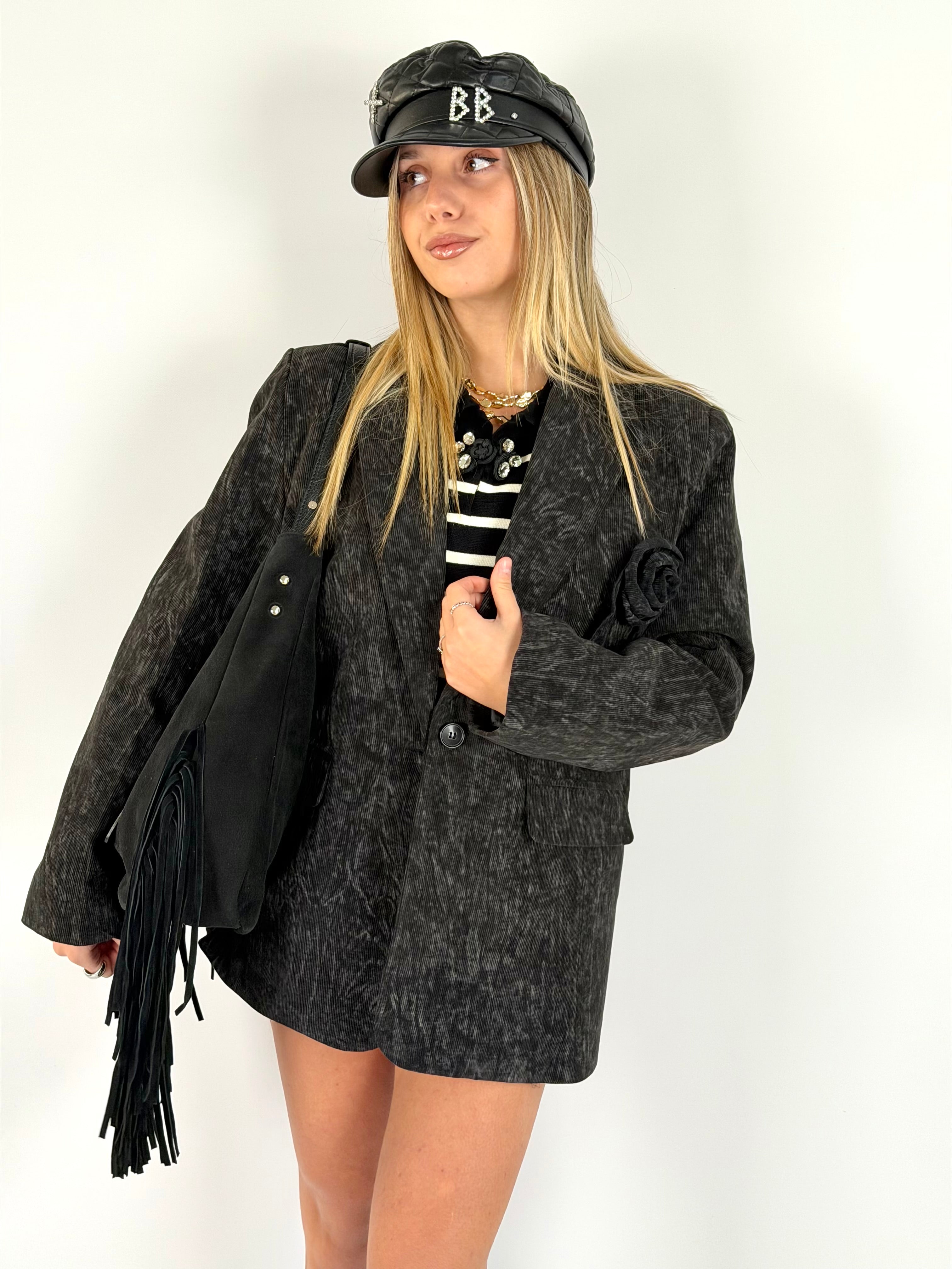 Giacca spilla maxi rosa nera