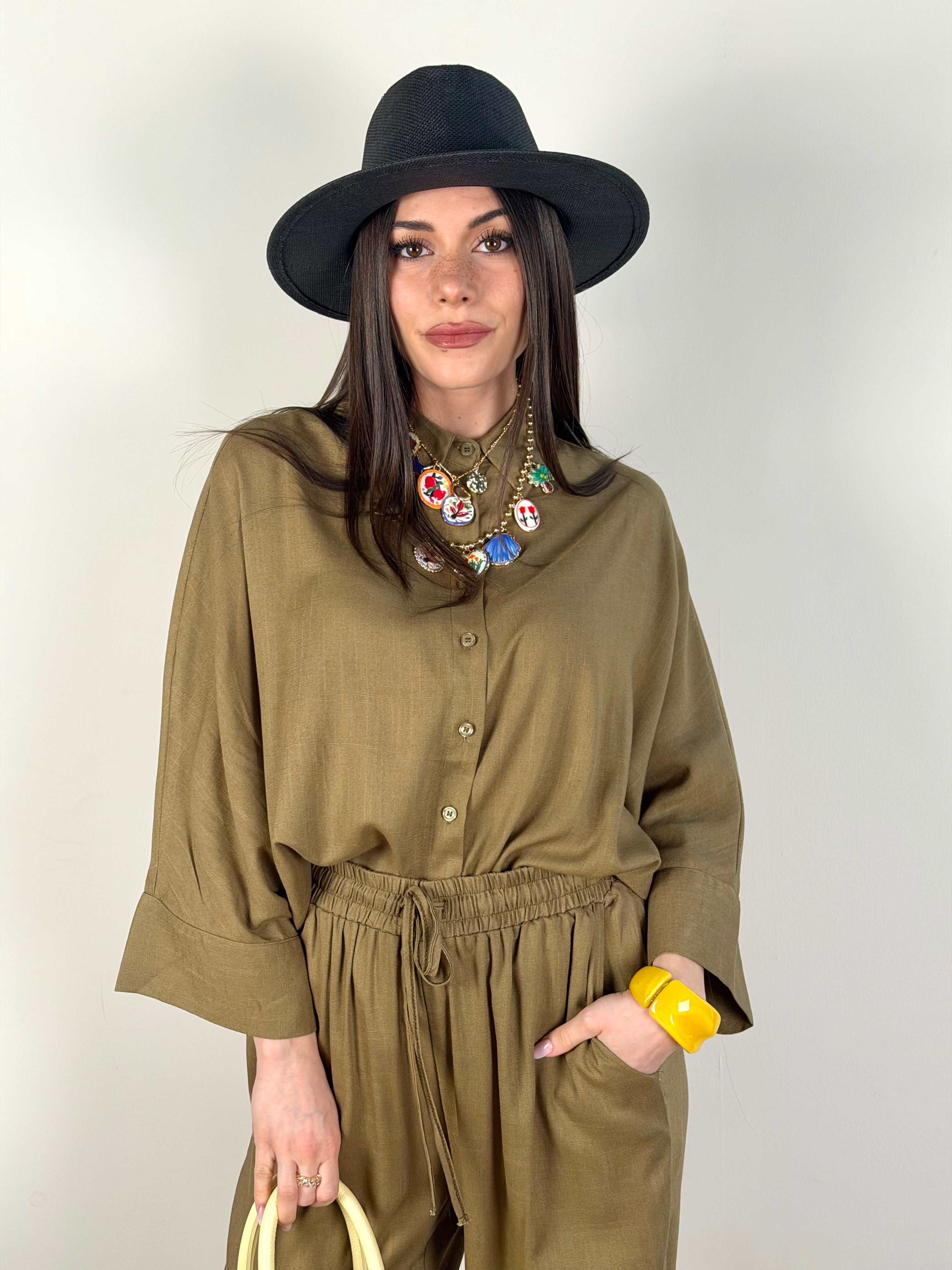 Completo lino verde