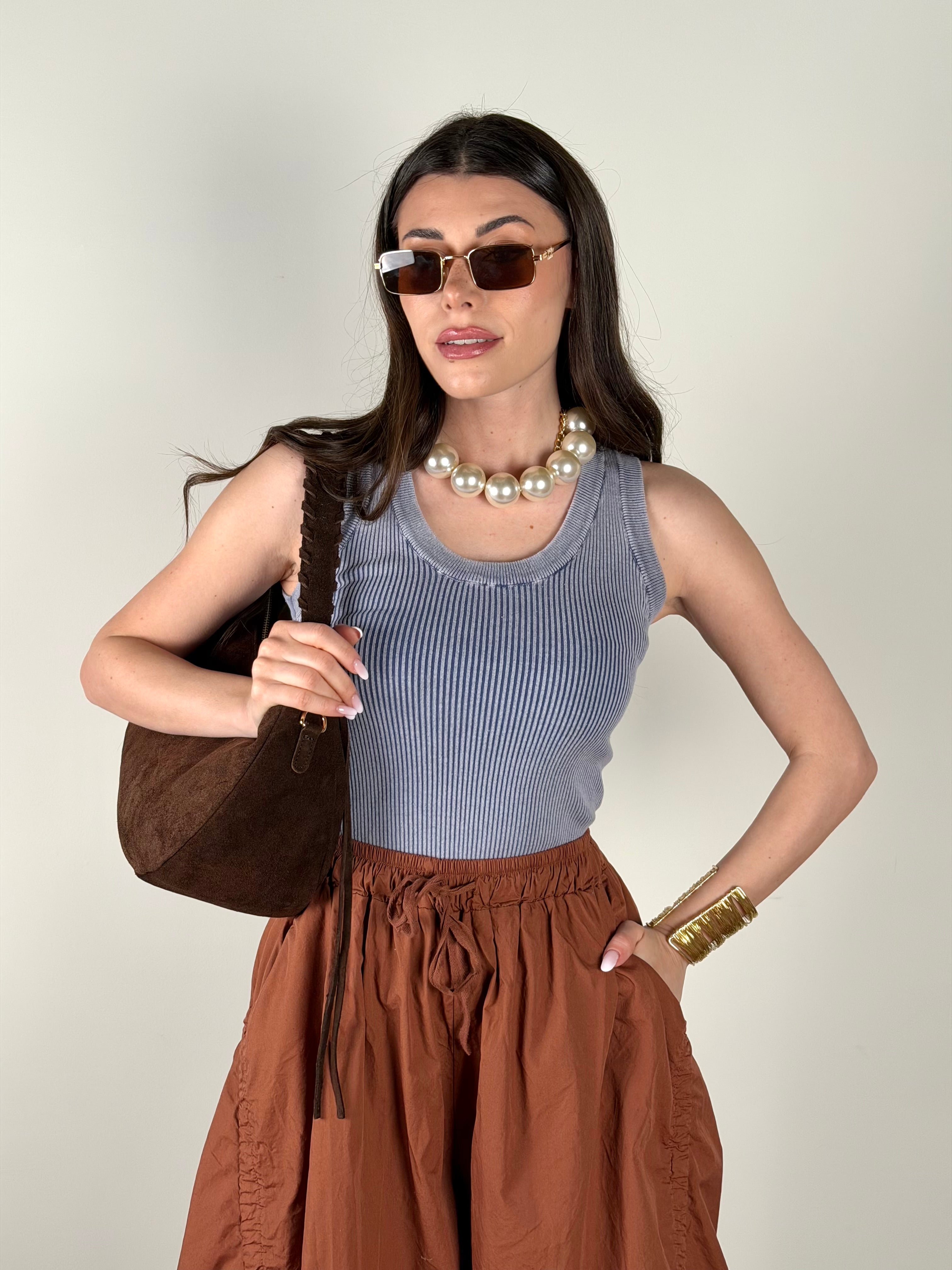 Top Cleo celeste