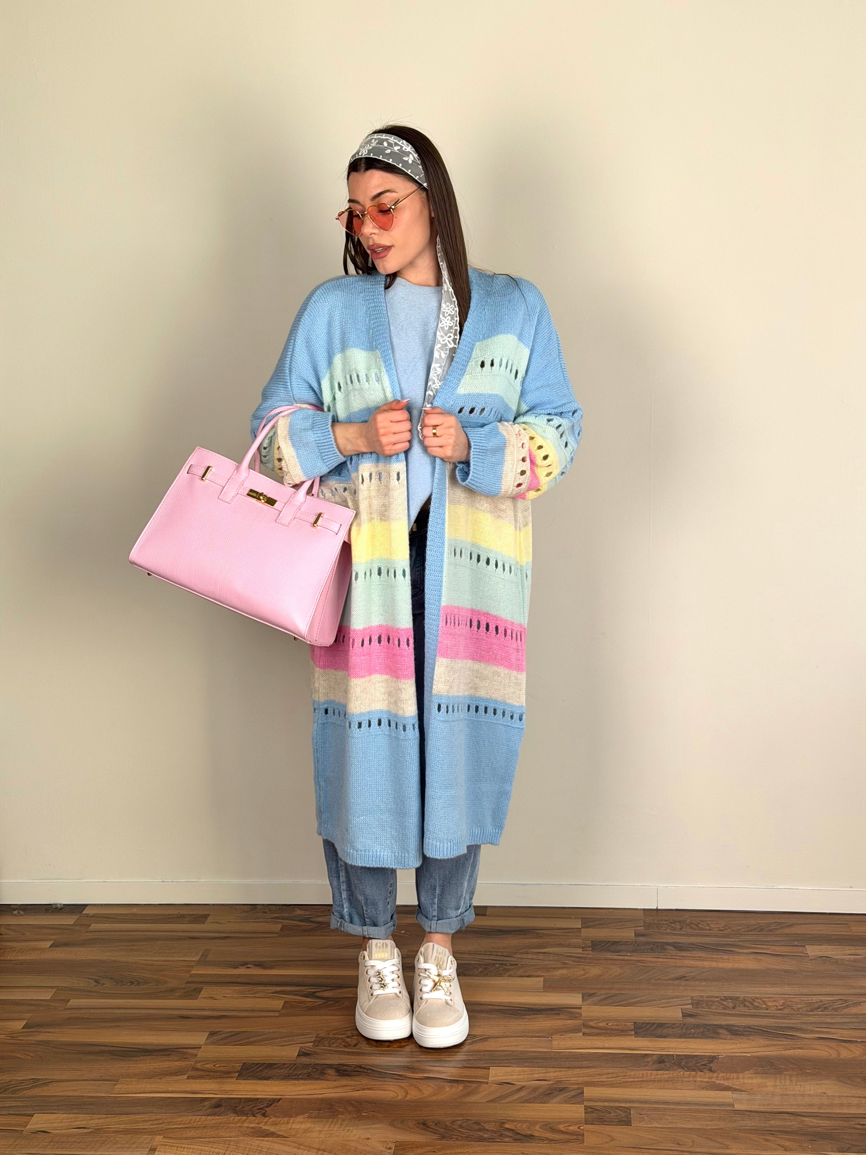 Cardigan bicolor celeste
