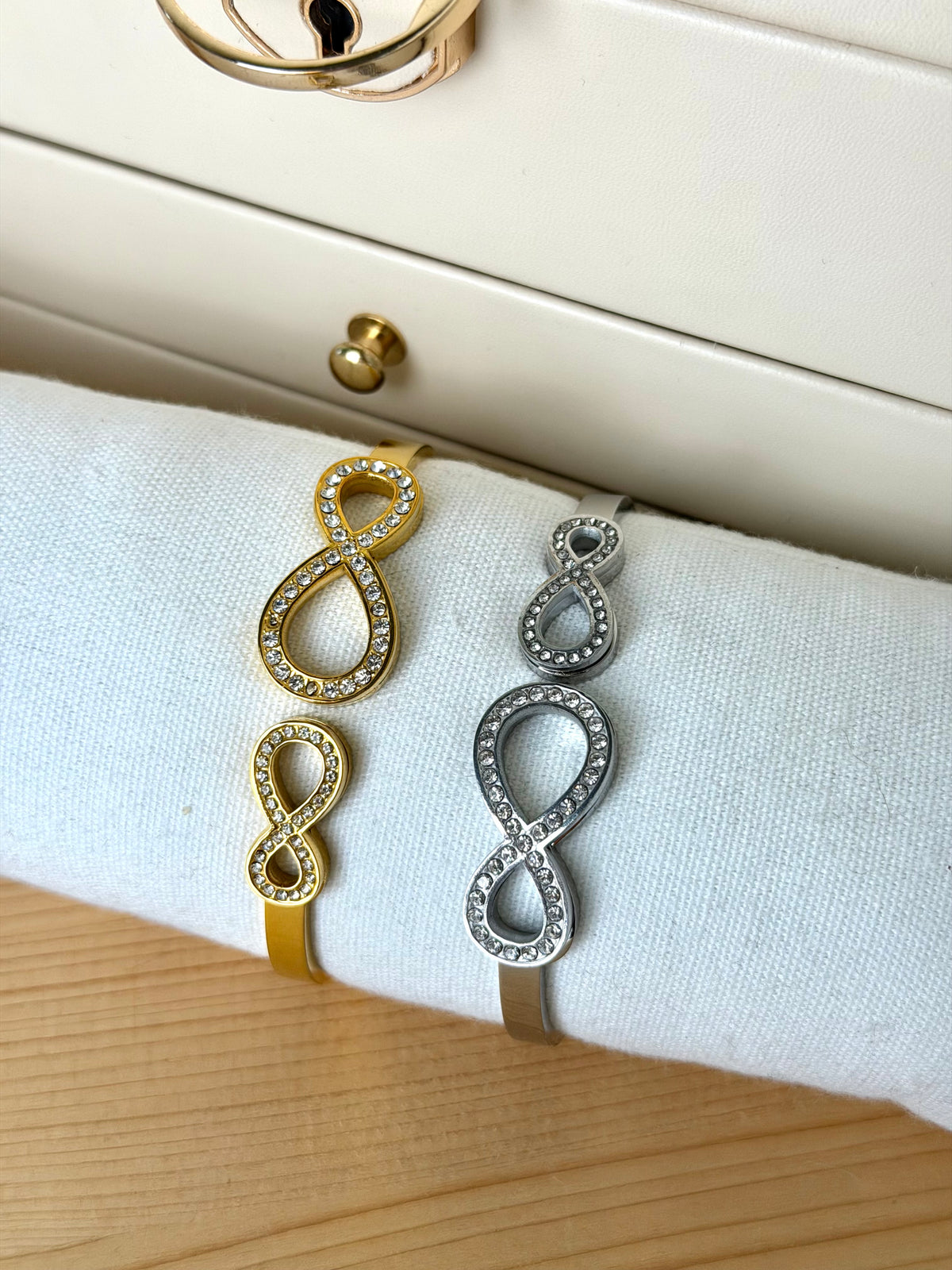 Bracciale infinito zirconato - collezione infinito
