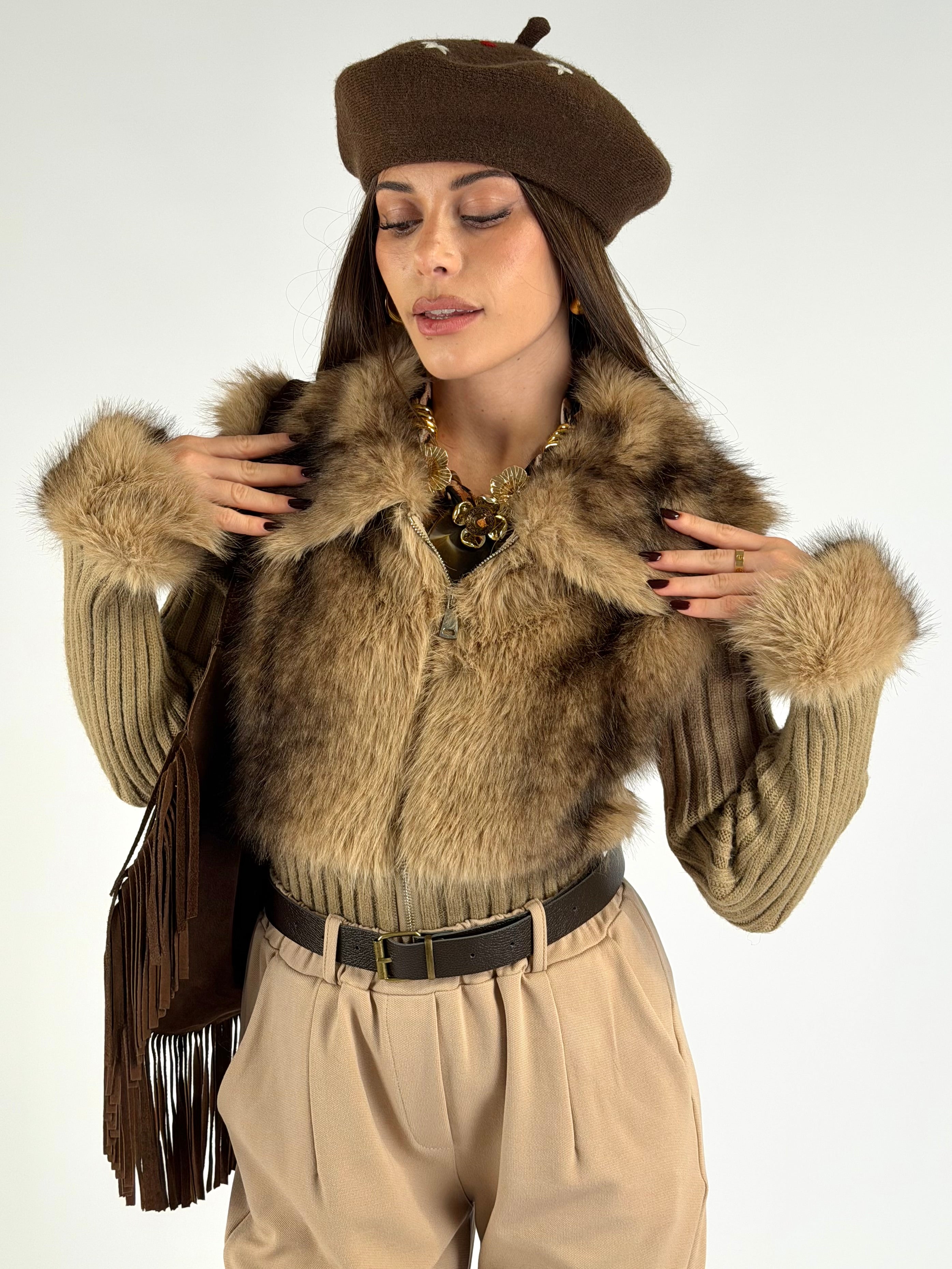 Maglia con pelliccia beige