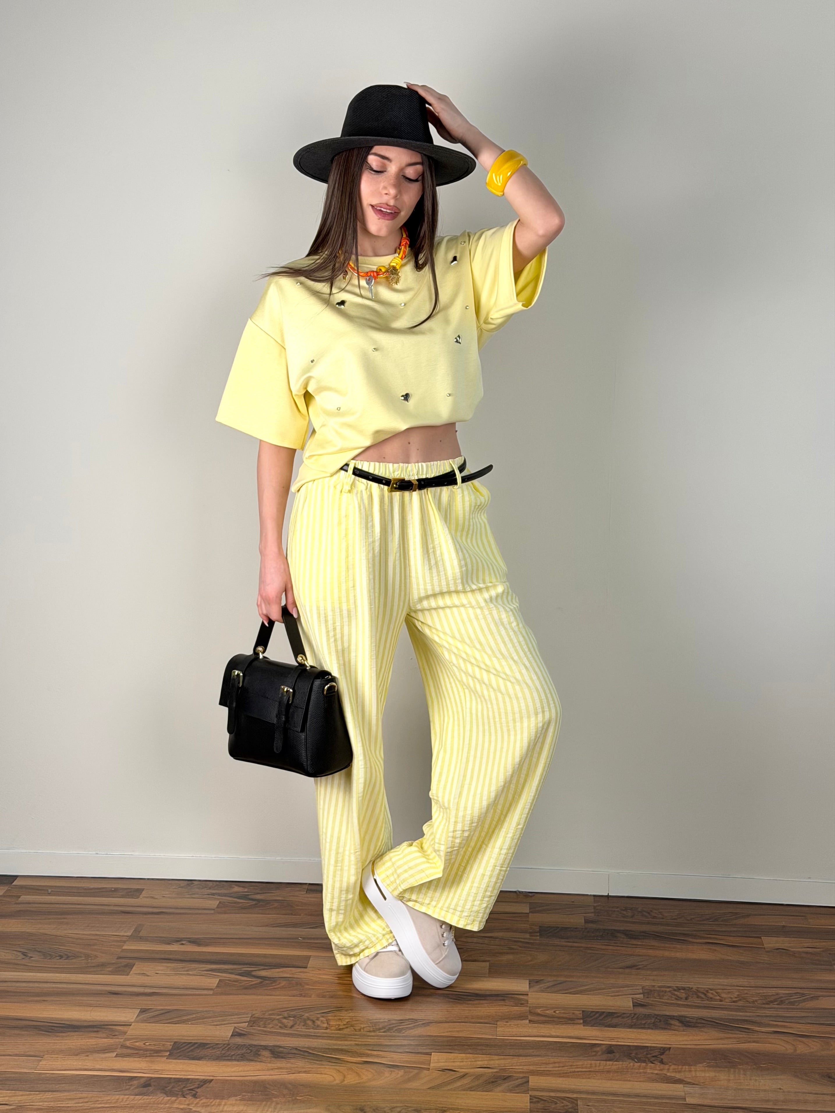 T-shirt Essenza gialla