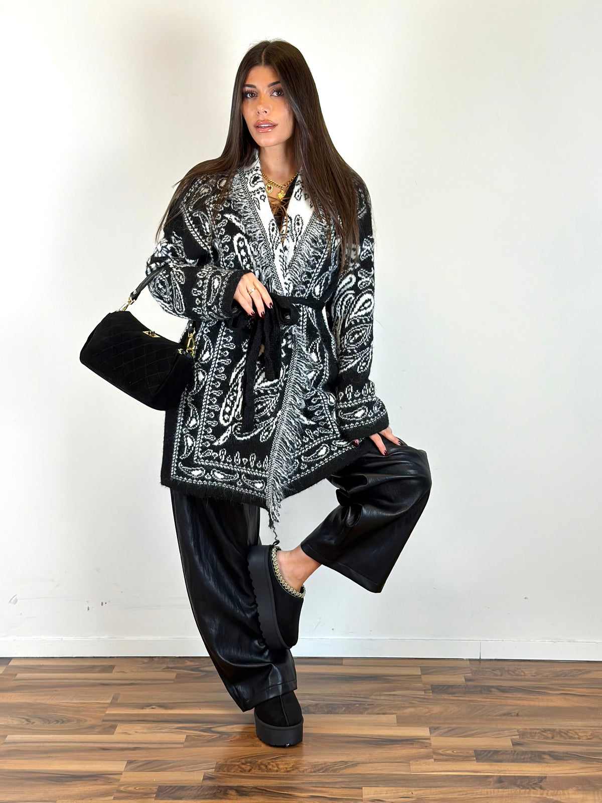 Cardigan India nero
