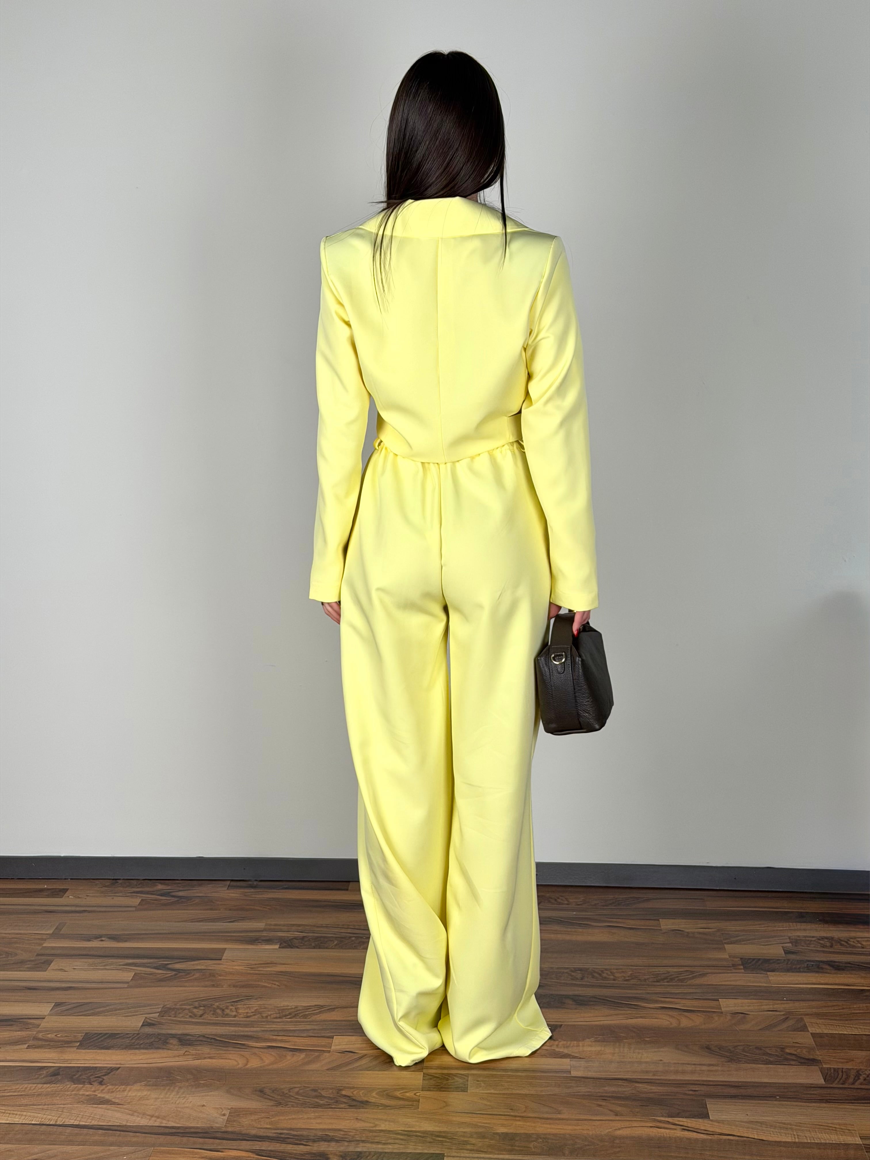 Completo Manhattan giallo