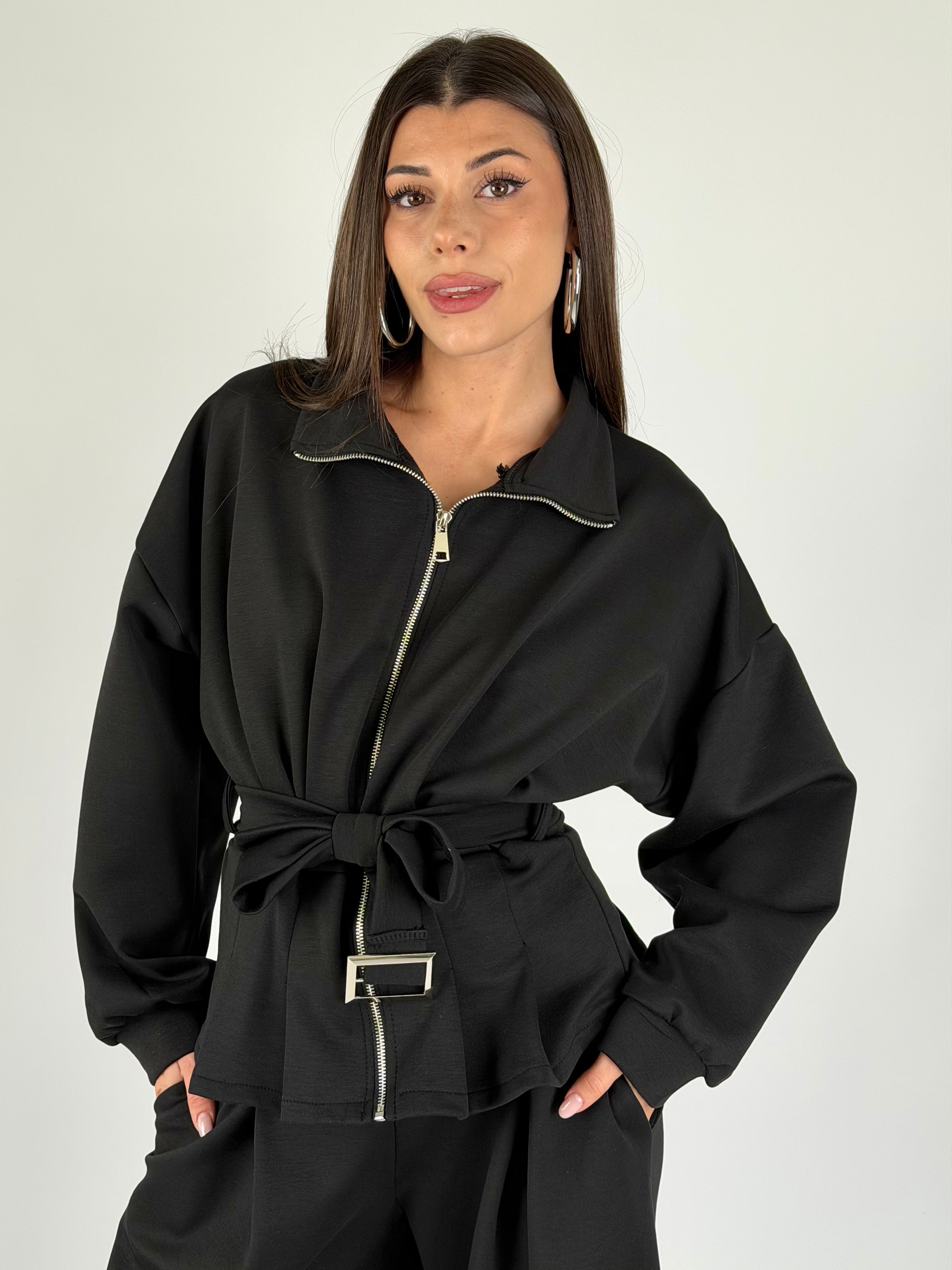 Tuta sportiva Anisa nera