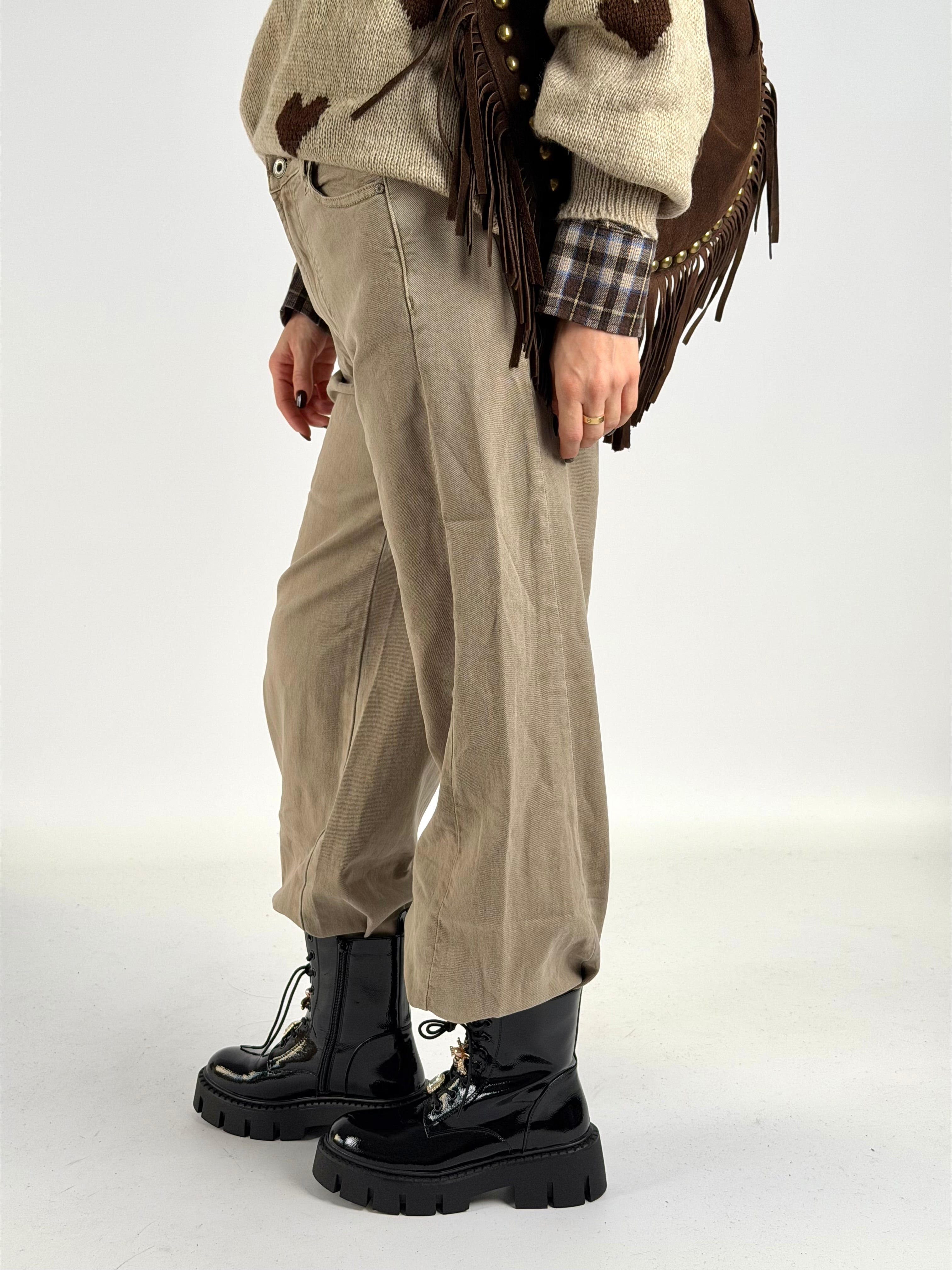 Jeans romantica beige