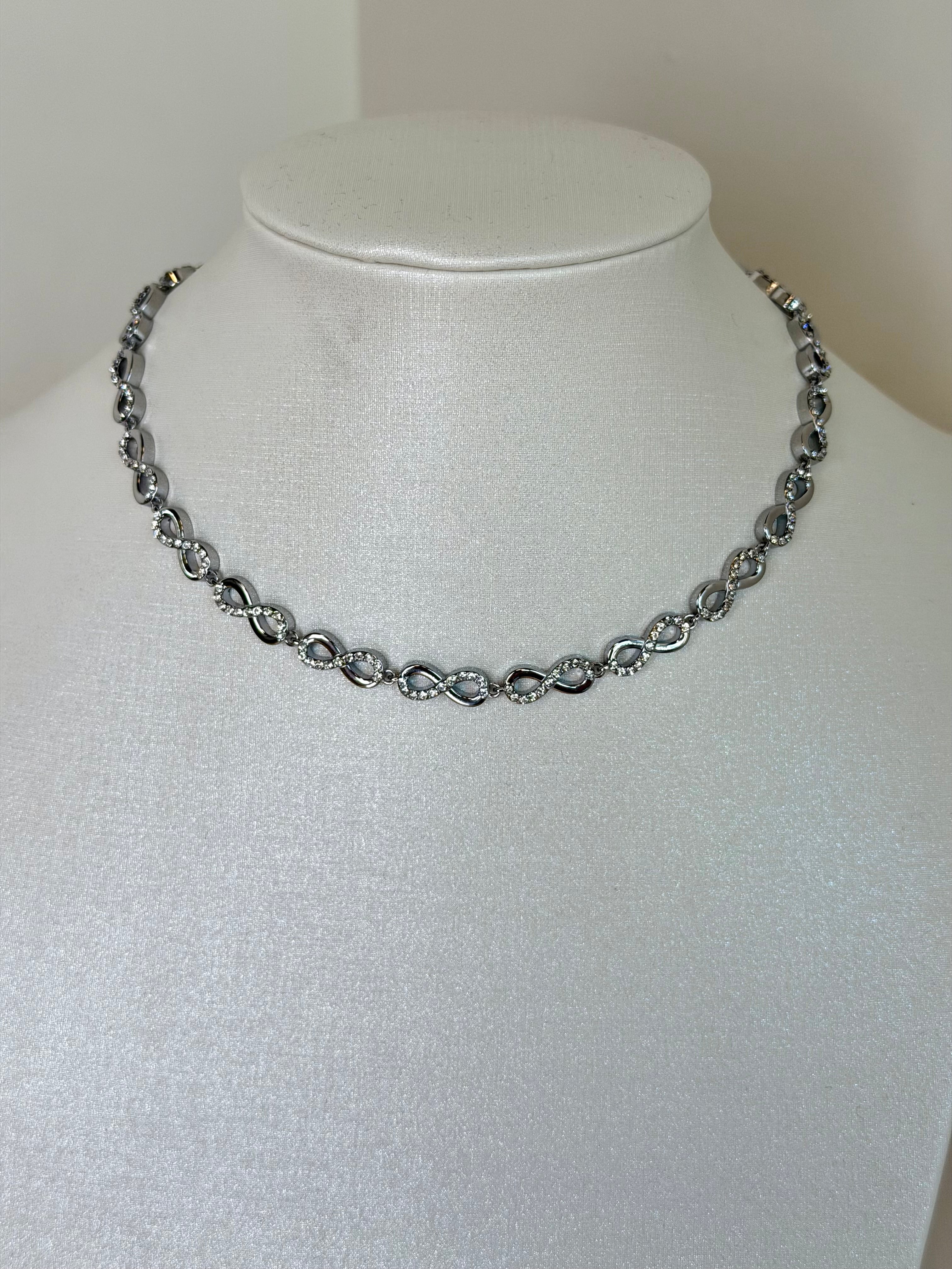Collana chocker - collezione infinito