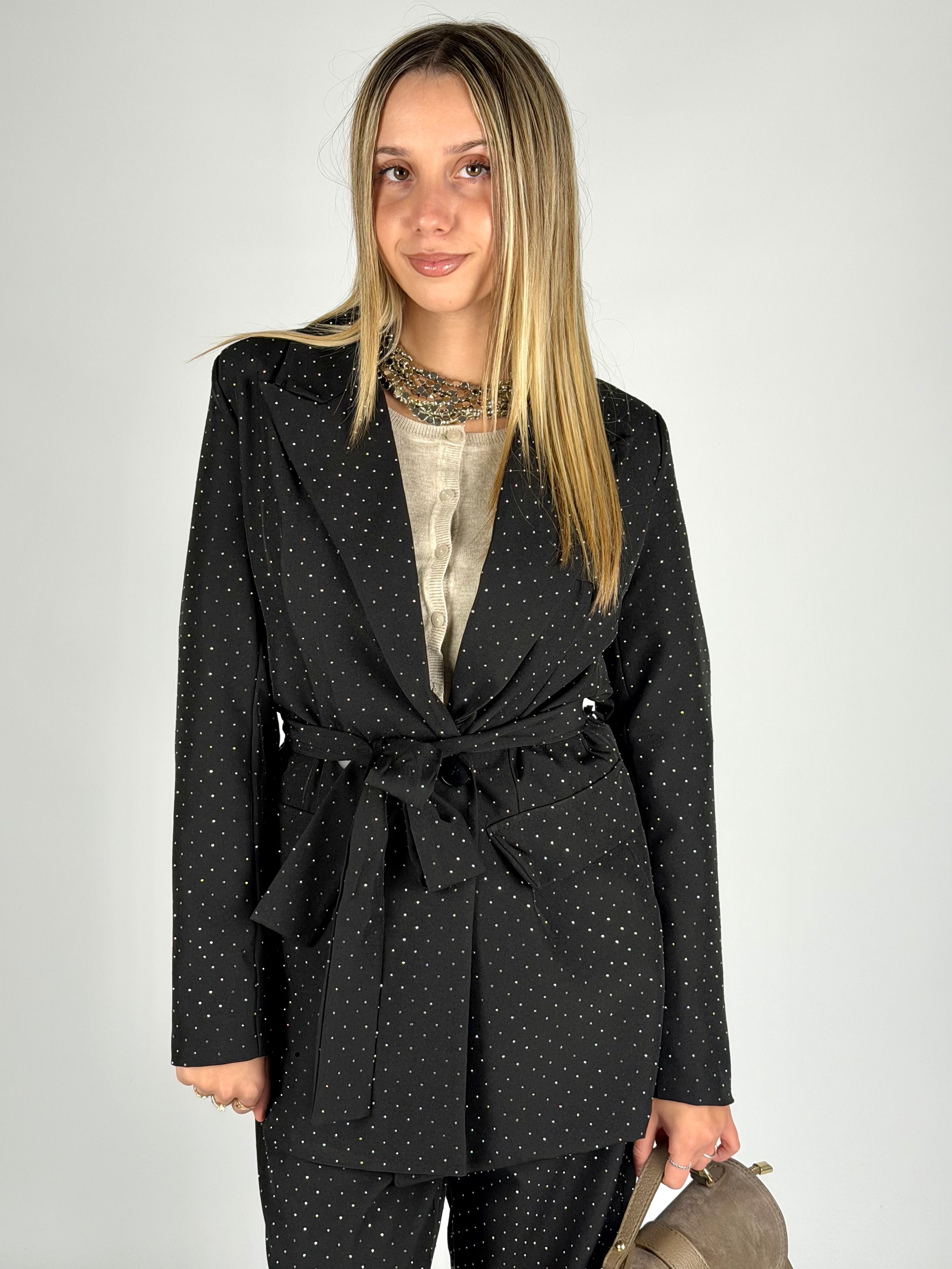 Completo zirconi nero