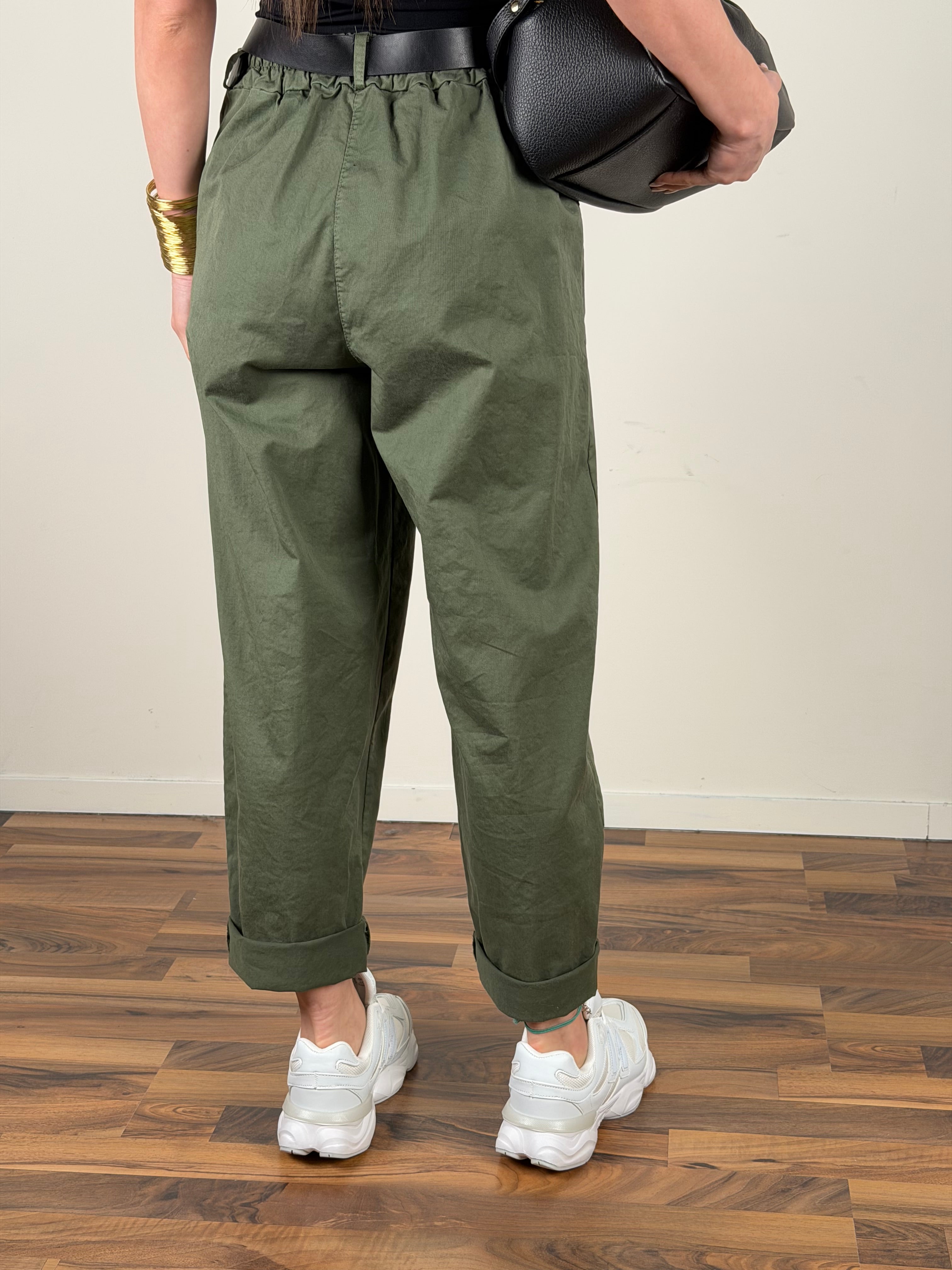 Pantalone Carmen verde militare