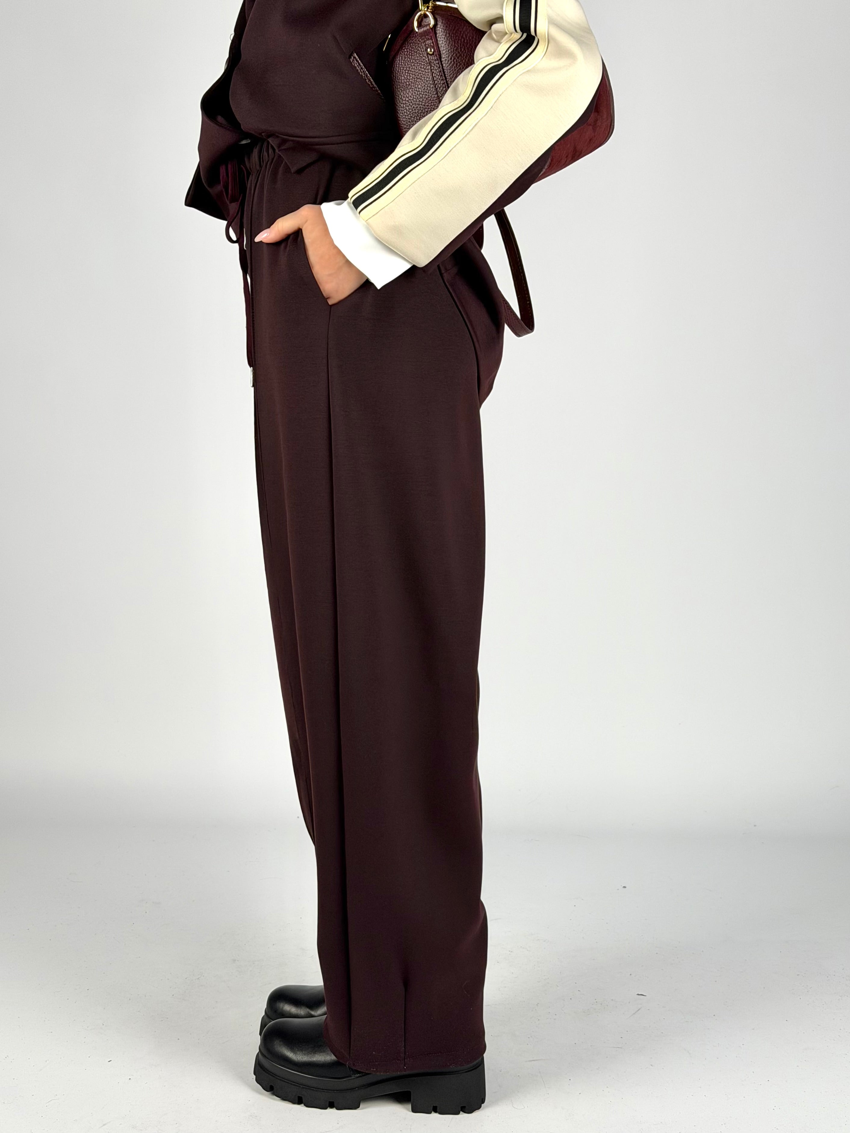 Pantalone completo banda bordeaux