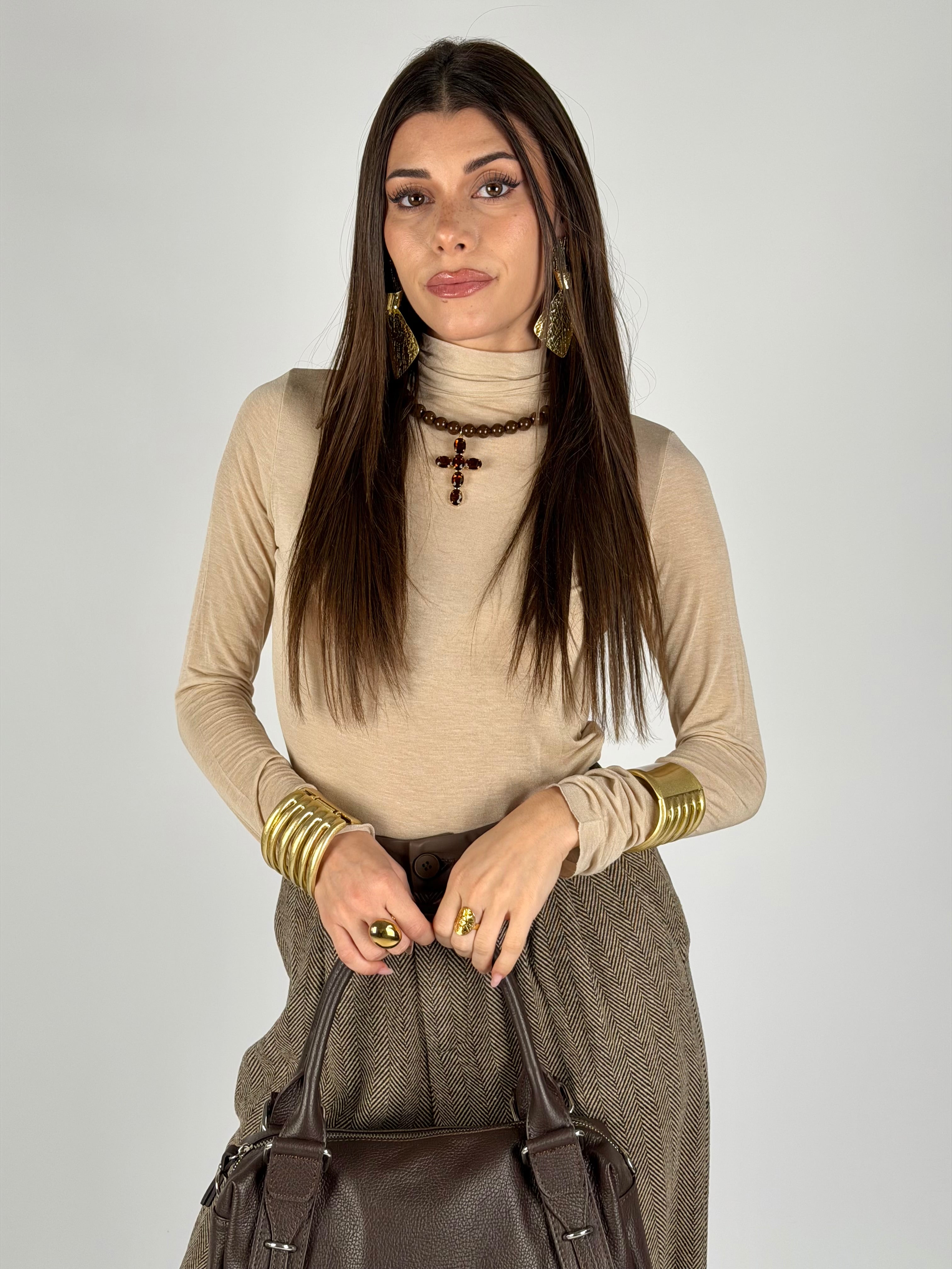 Dolcevita collo alto beige