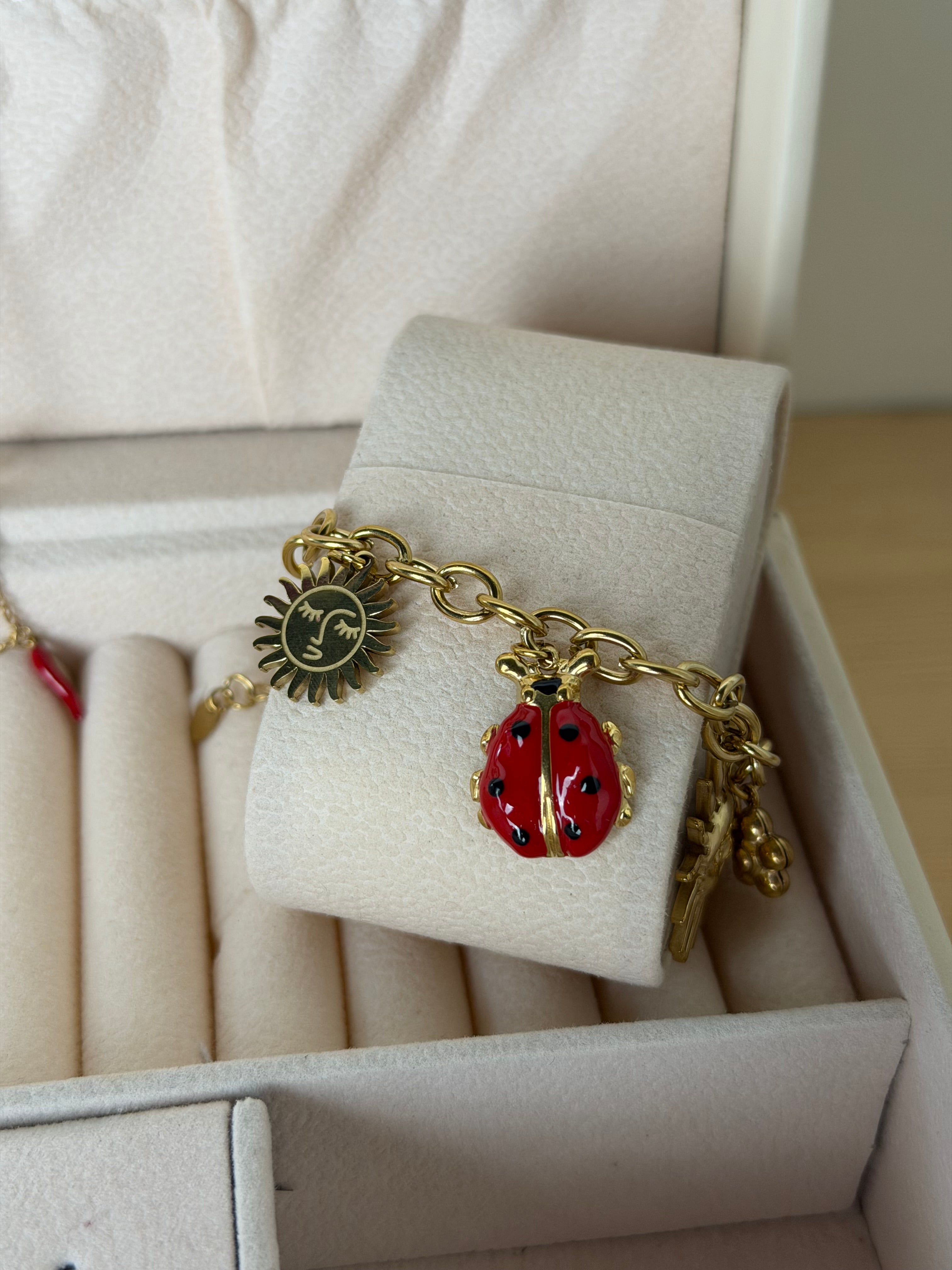 Bracciale coccinella - collezione PORTAFORTUNA- 2 colori