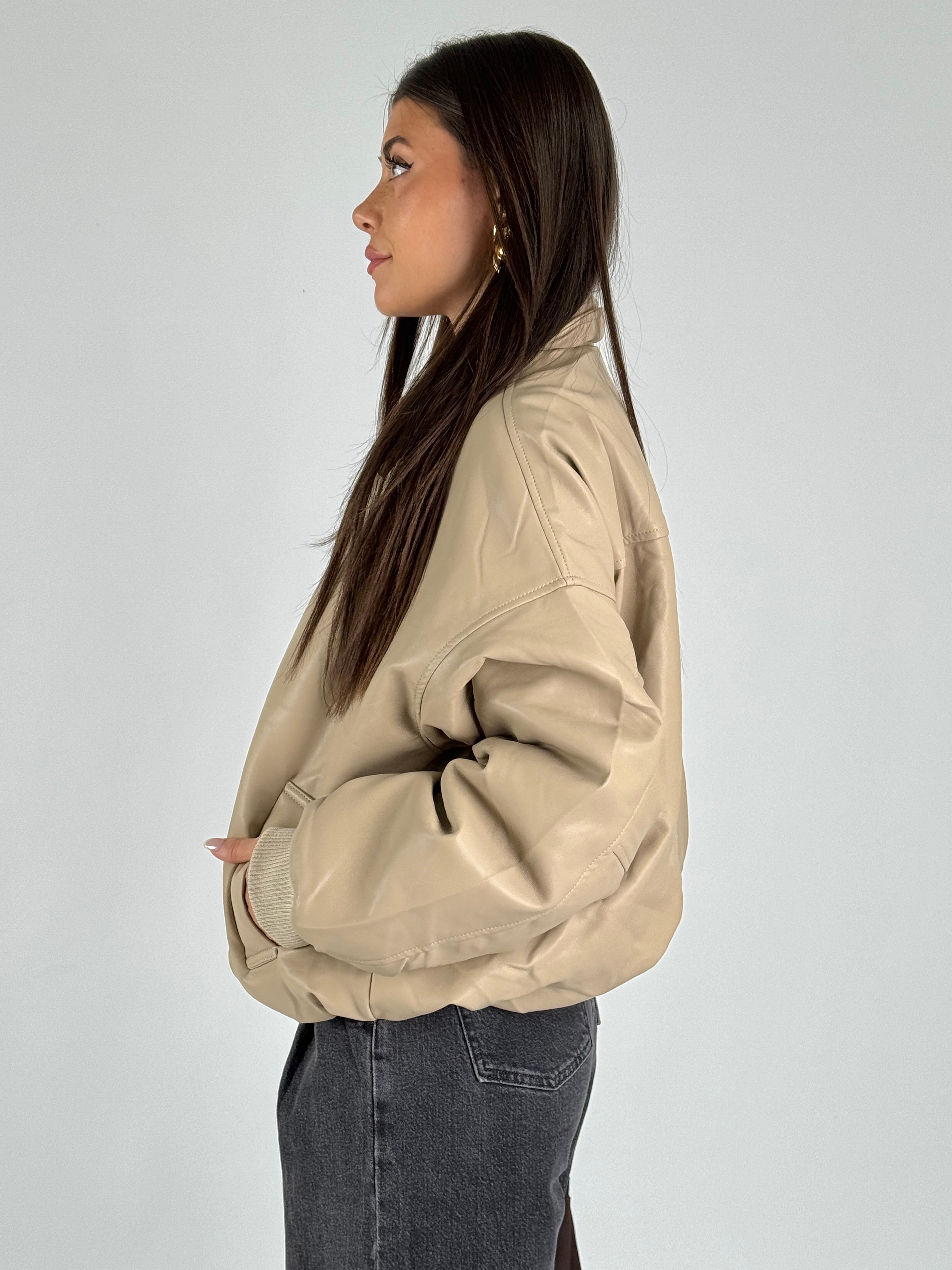 Bomber in ecopelle beige