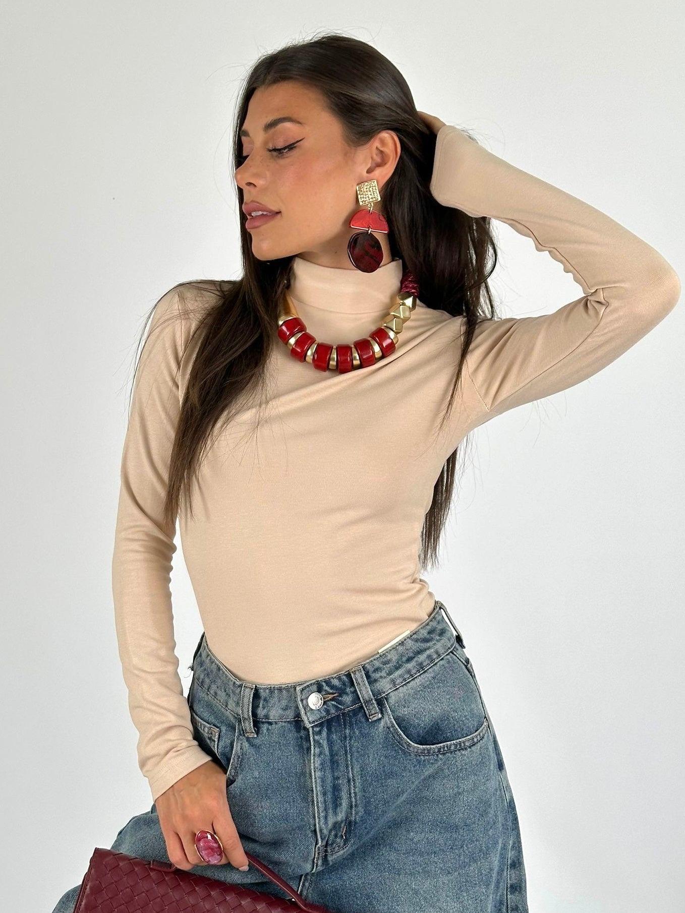 Maglia collo alto beige