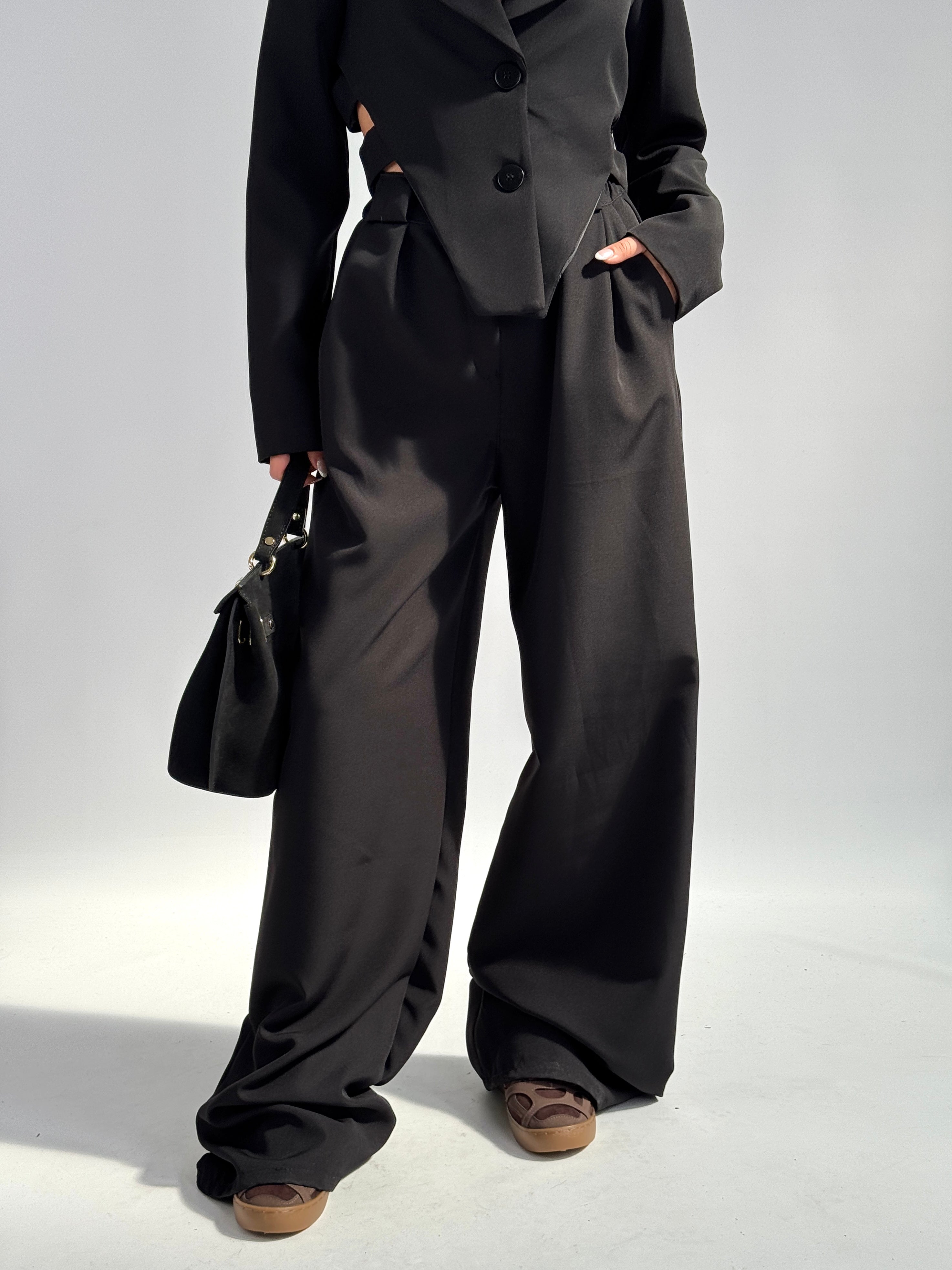 Completo Manhattan nero