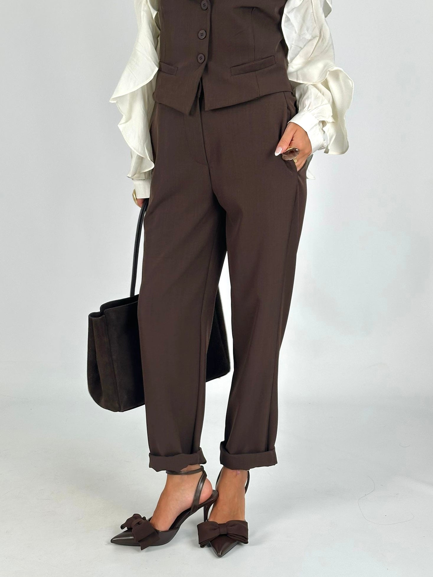 Completo Samara marrone