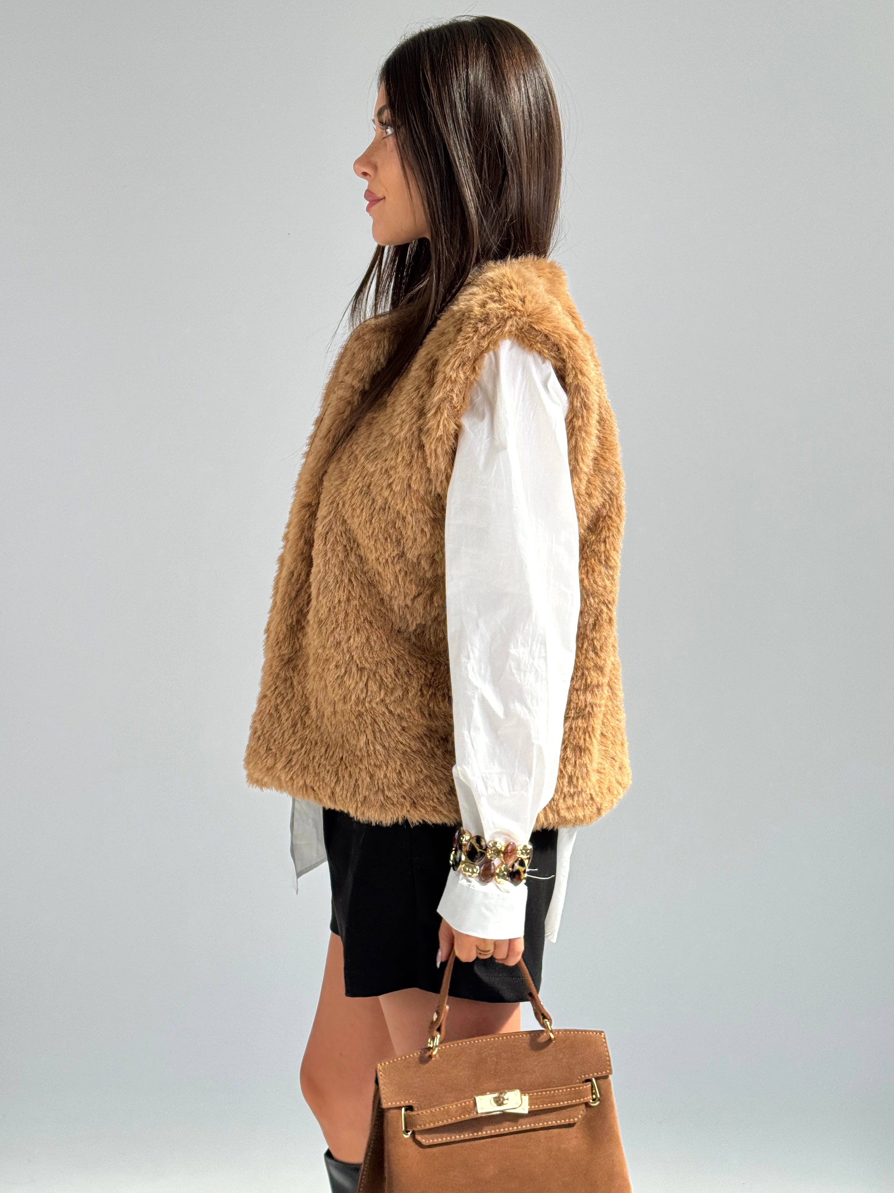 Smanicato eco pelliccia Maddison tabacco