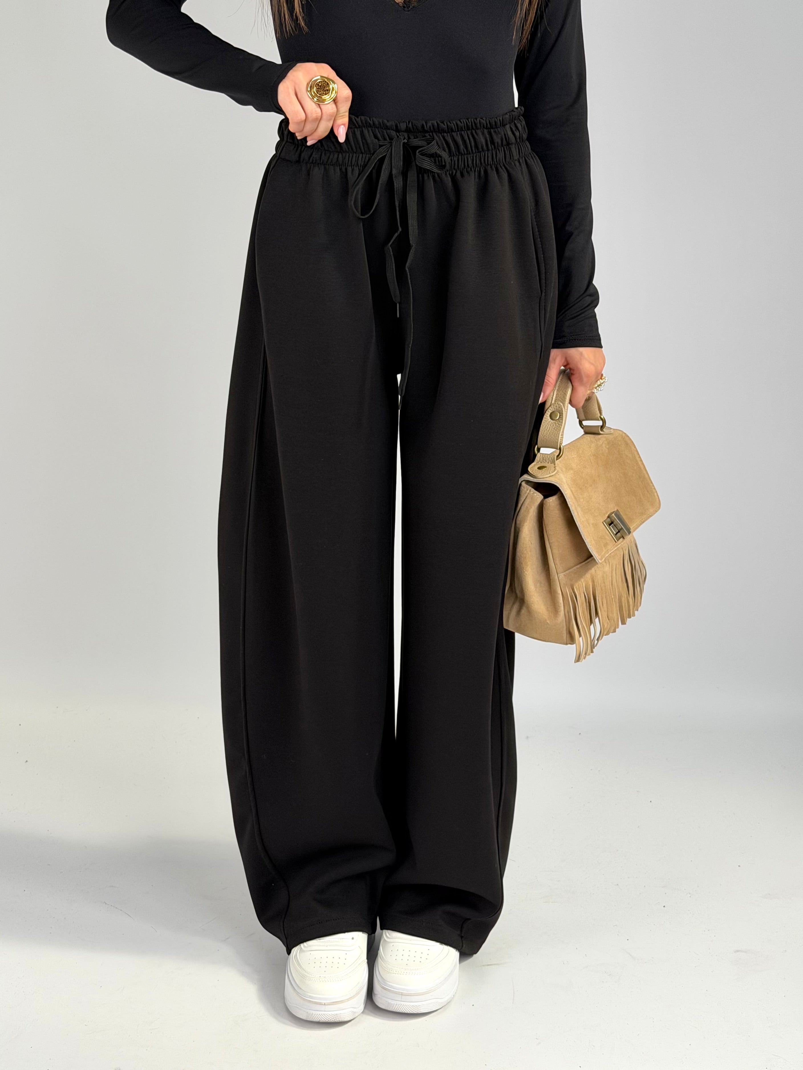 Pantalone tuta Evelyn nera