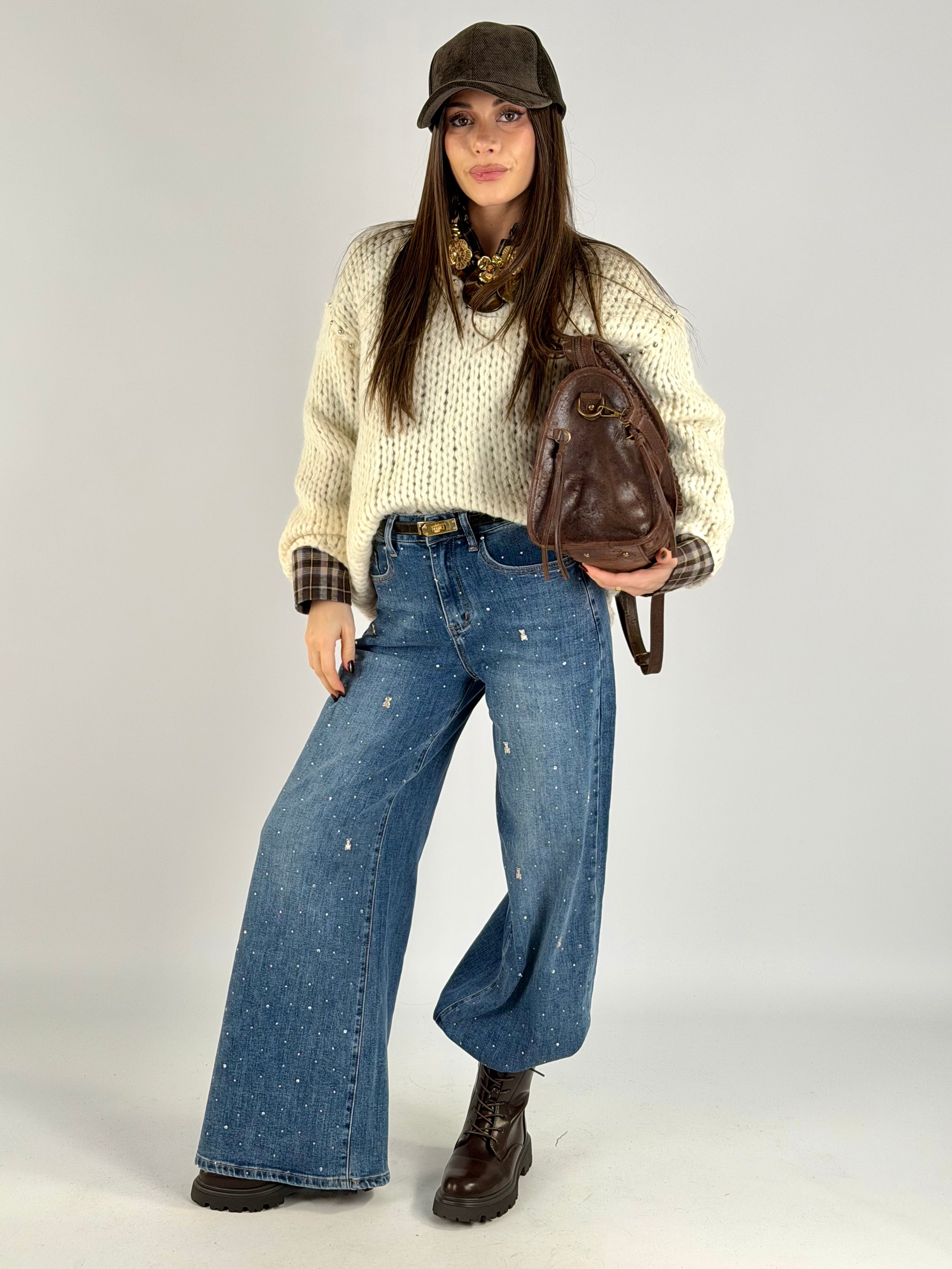 Maglia borchiette beige