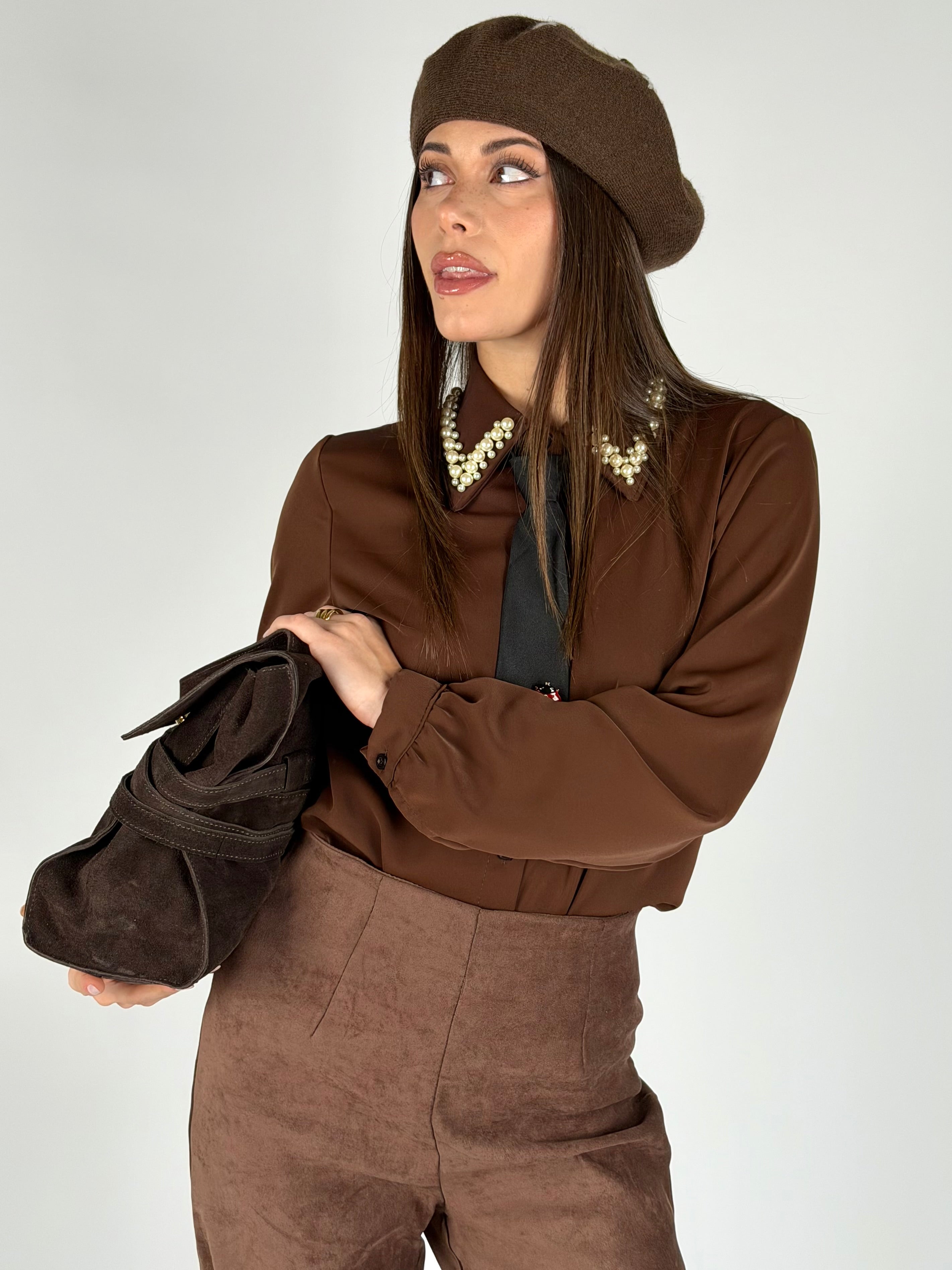 Camicia colletto perle moro