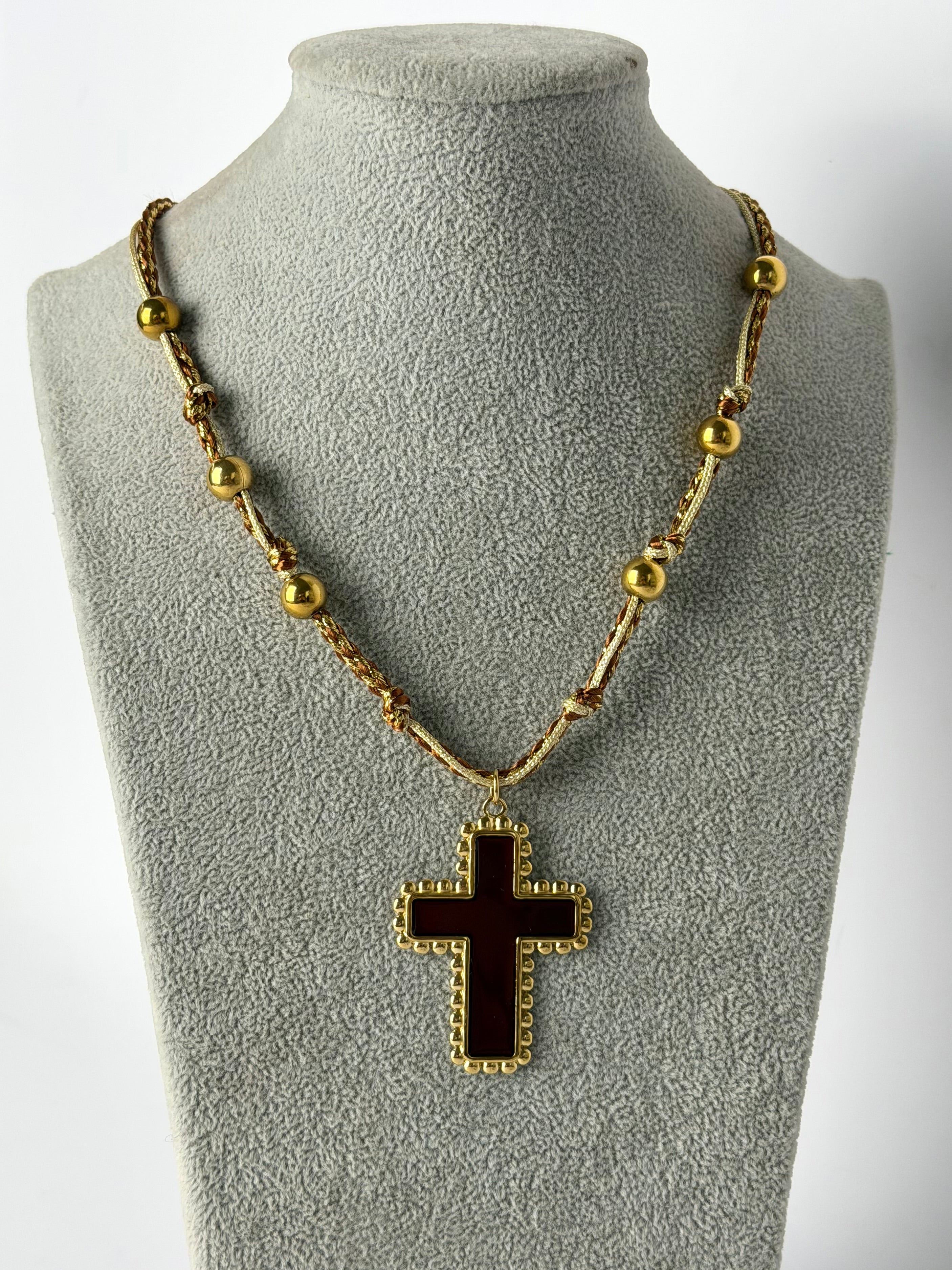 Collana maxi croce marrone