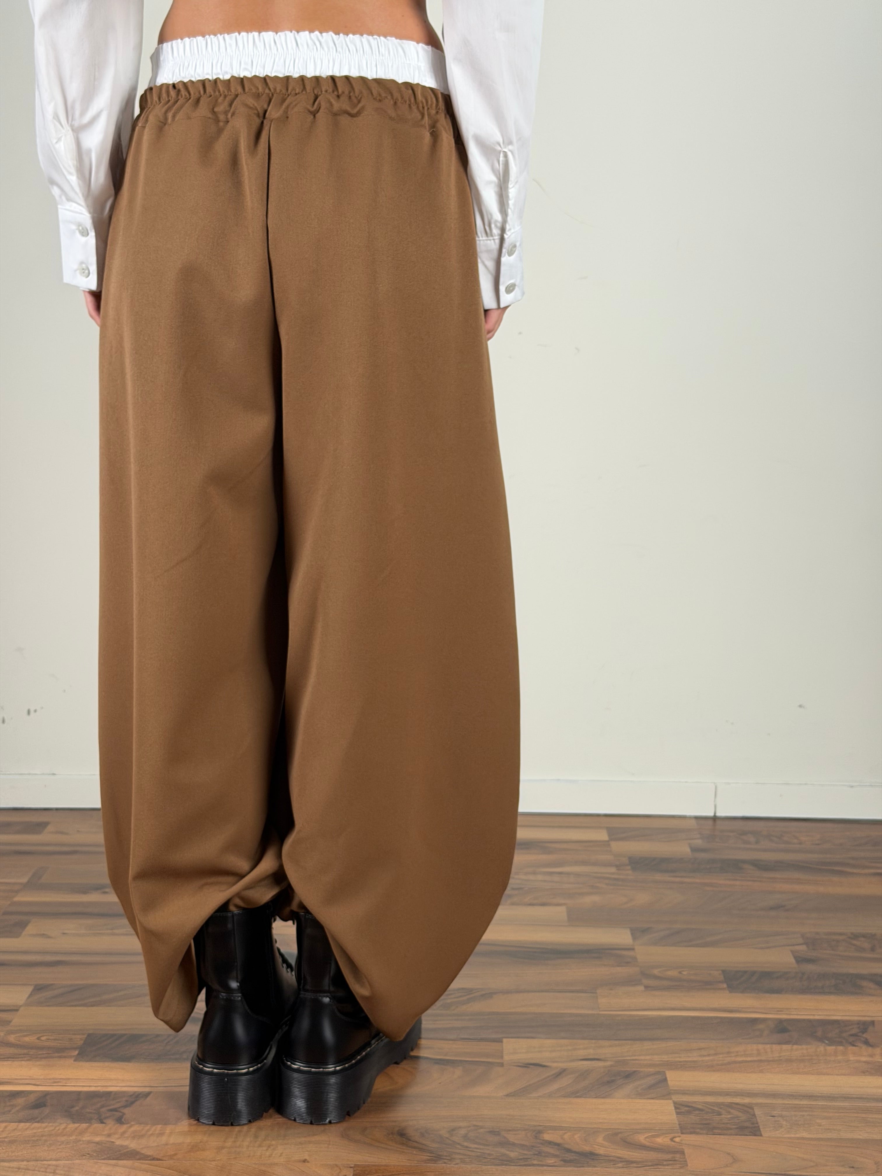 Pantalone completo kiss tabacco