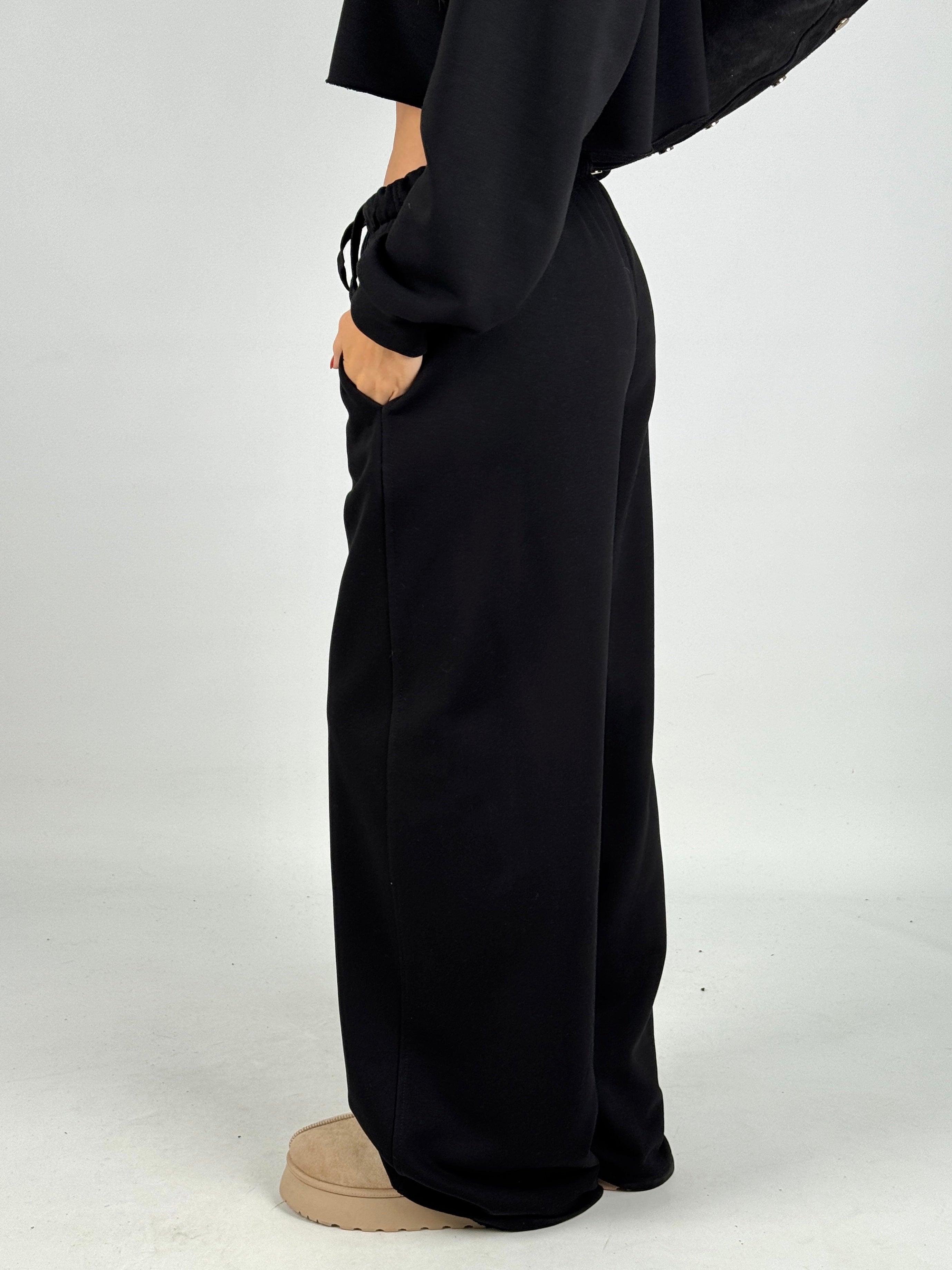Pantalone tuta crop nera