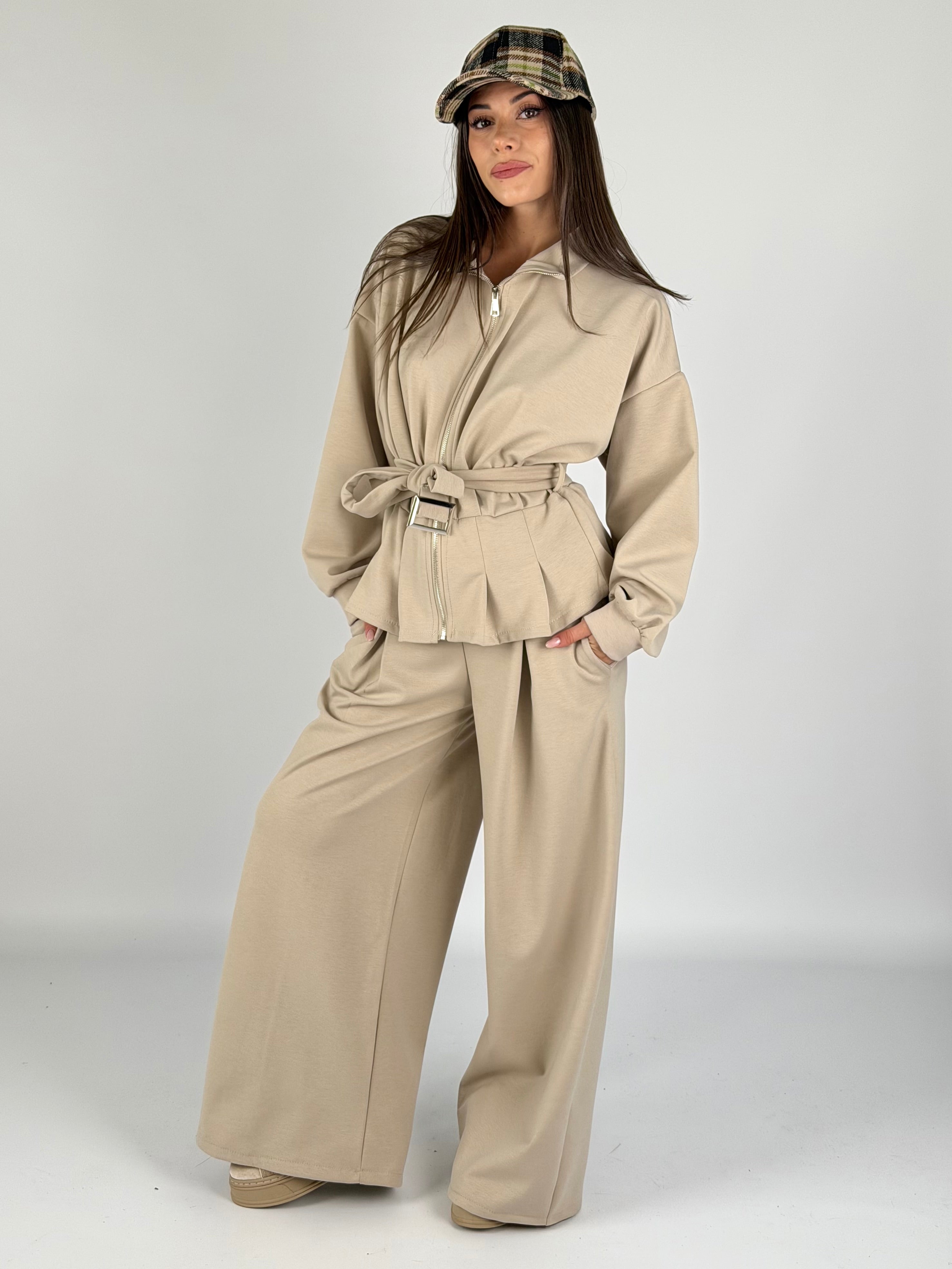 Tuta sportiva Anisa beige