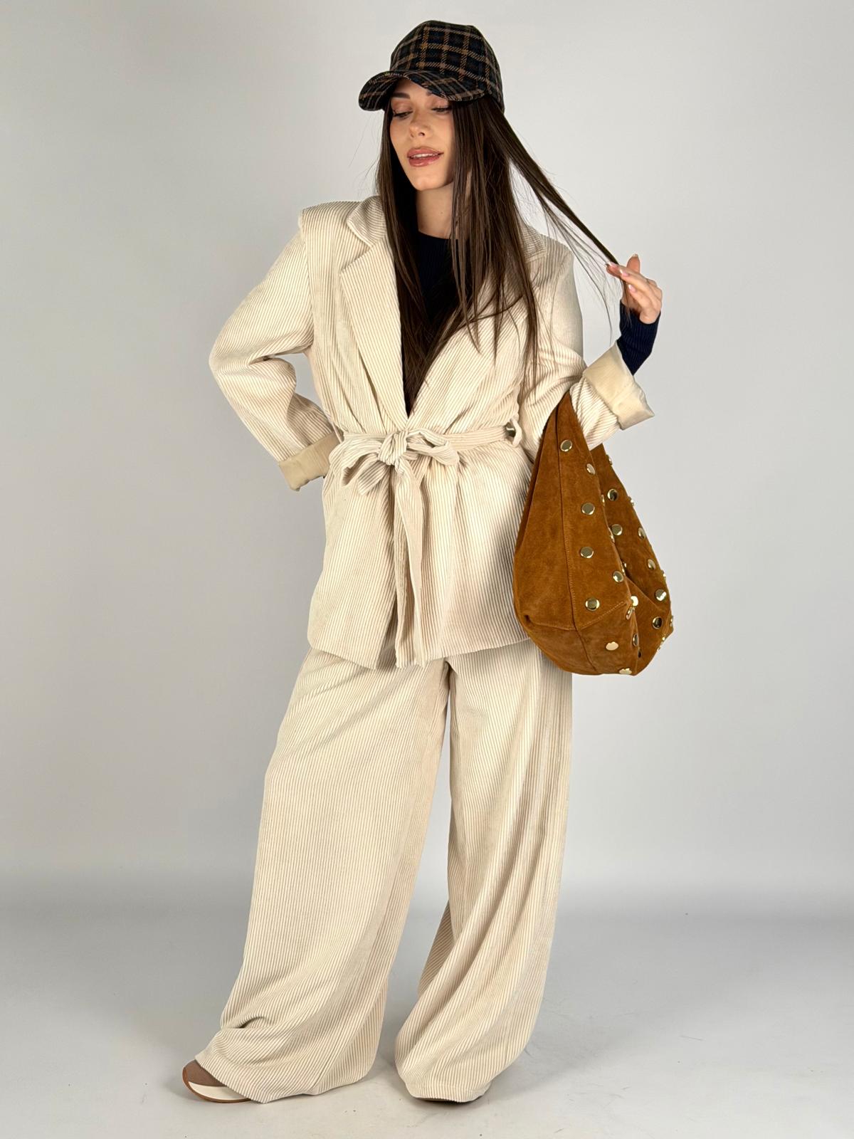 Completo Laura beige