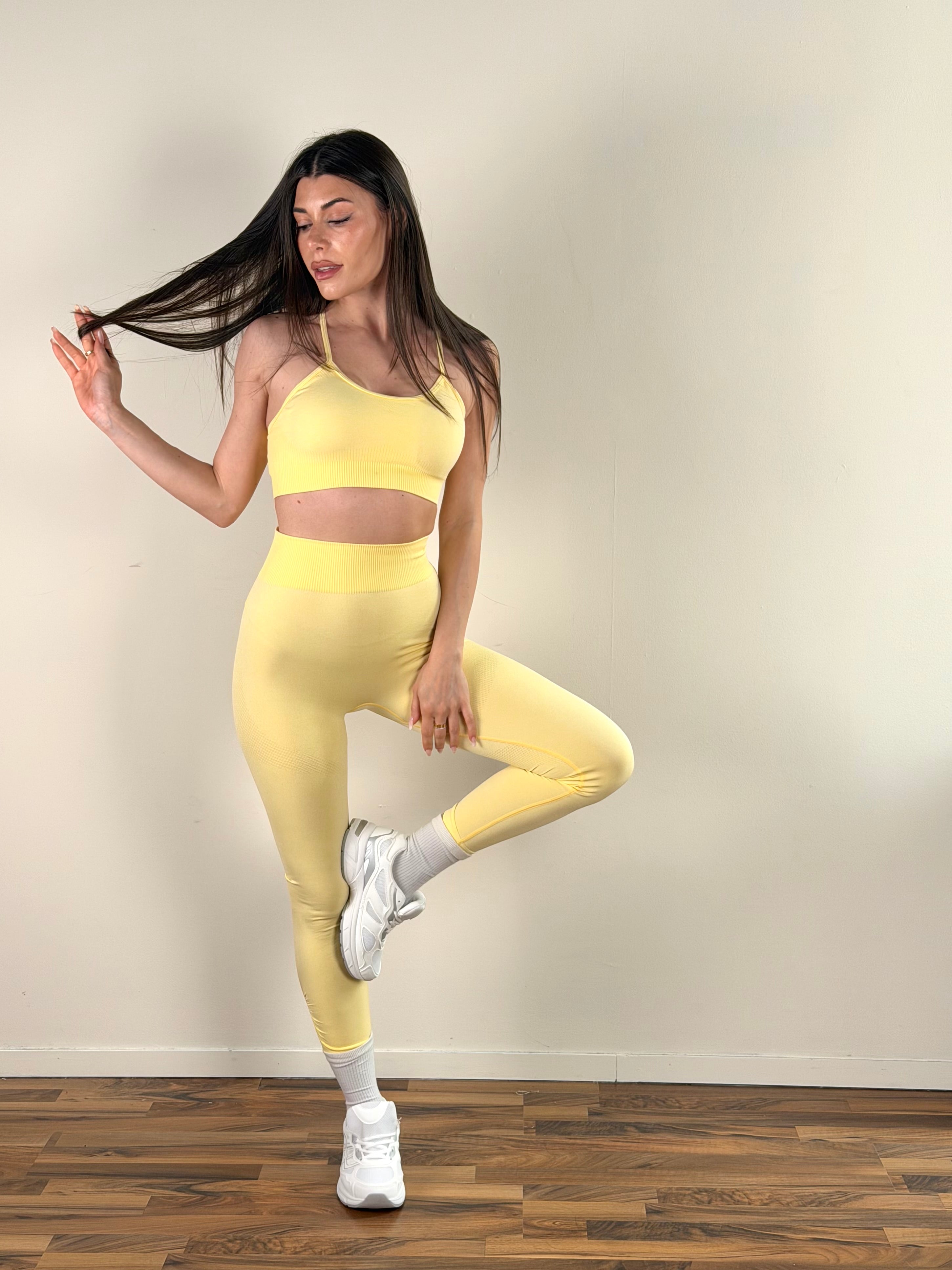 Completo Sportivo Chiara giallo