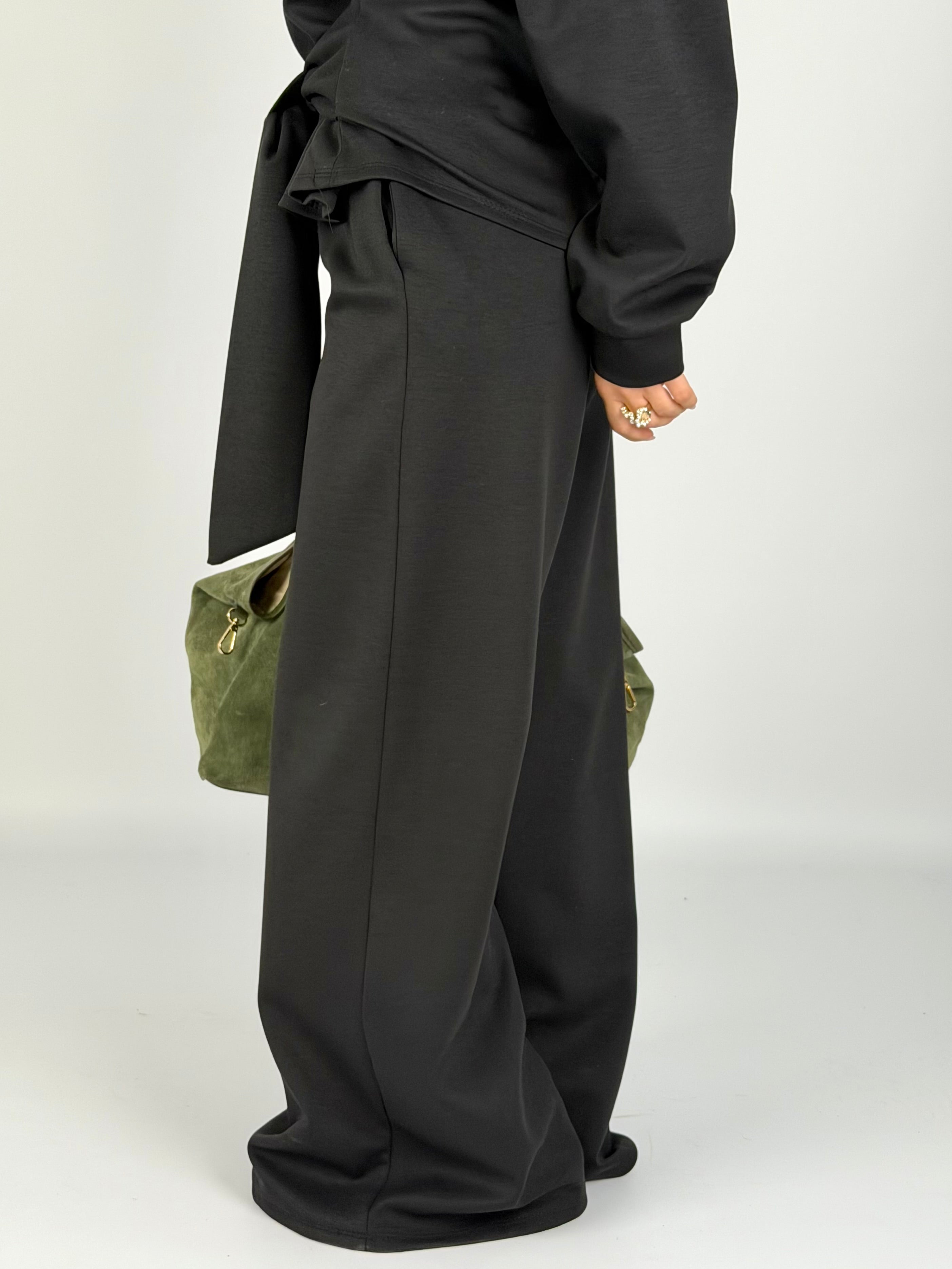 Tuta sportiva Elena nera