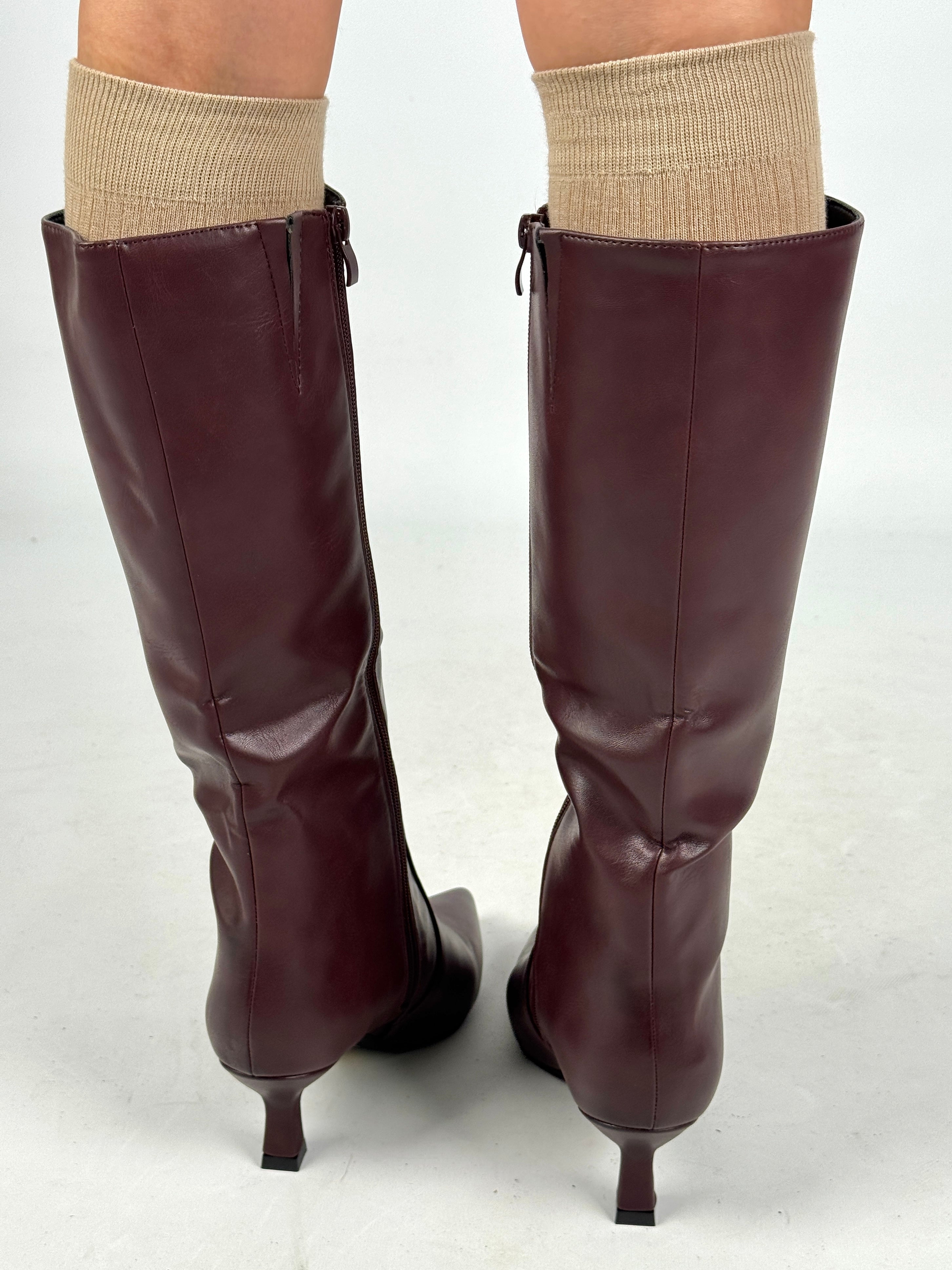 Stivale punta tacco bordeaux