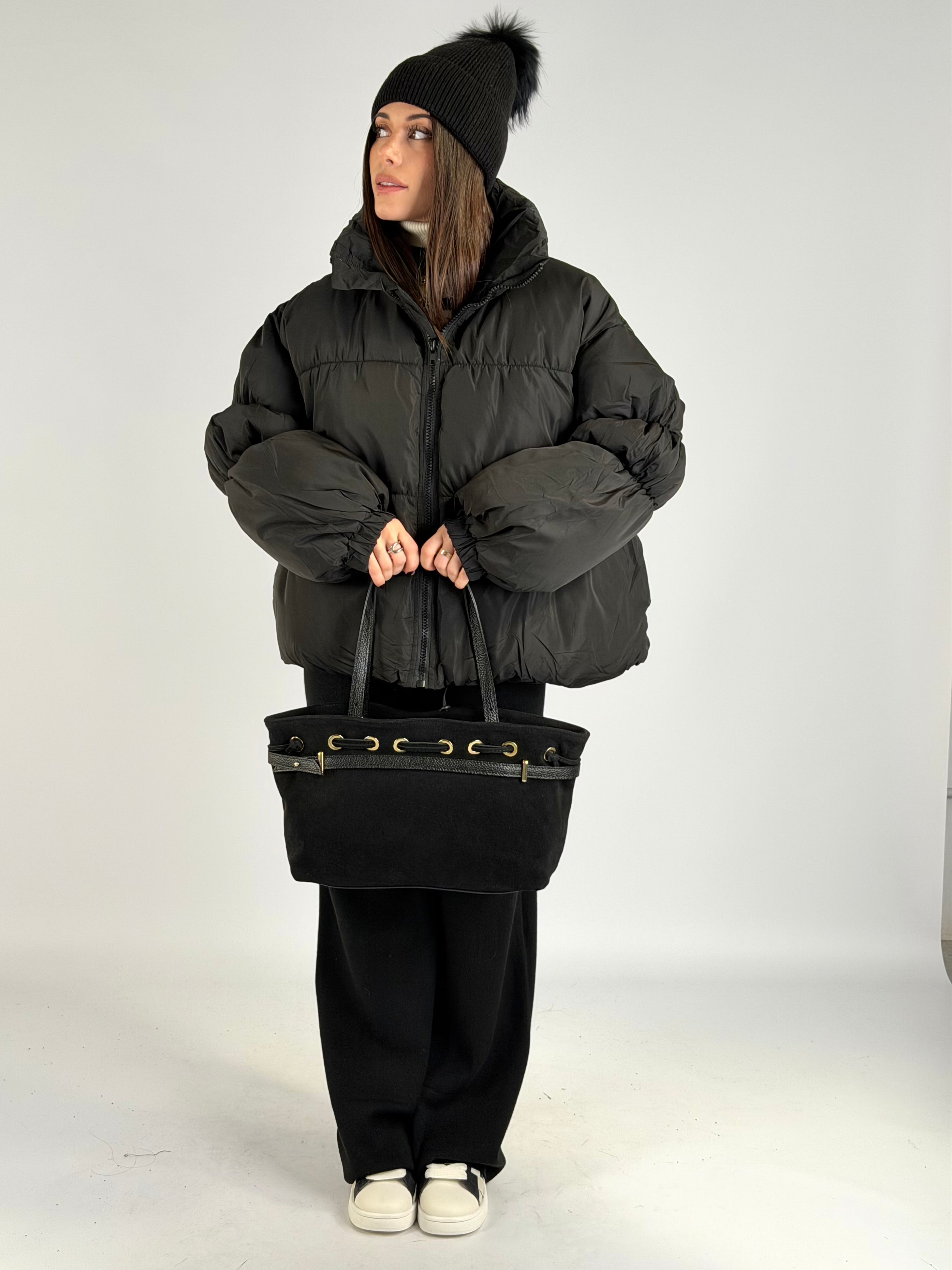 Piumino manica sbuffo nero