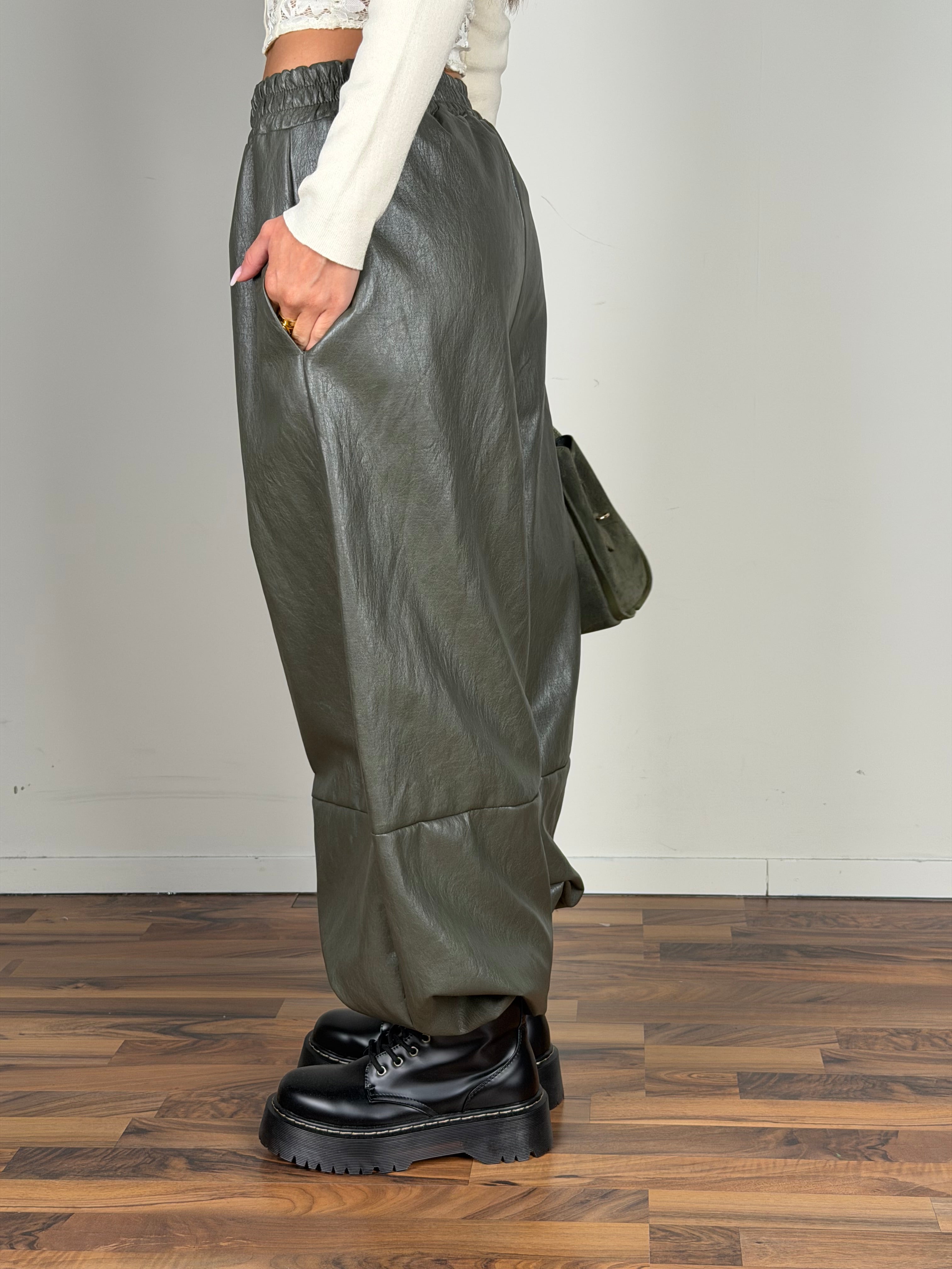Pantalone ecopelle Ylenia verde
