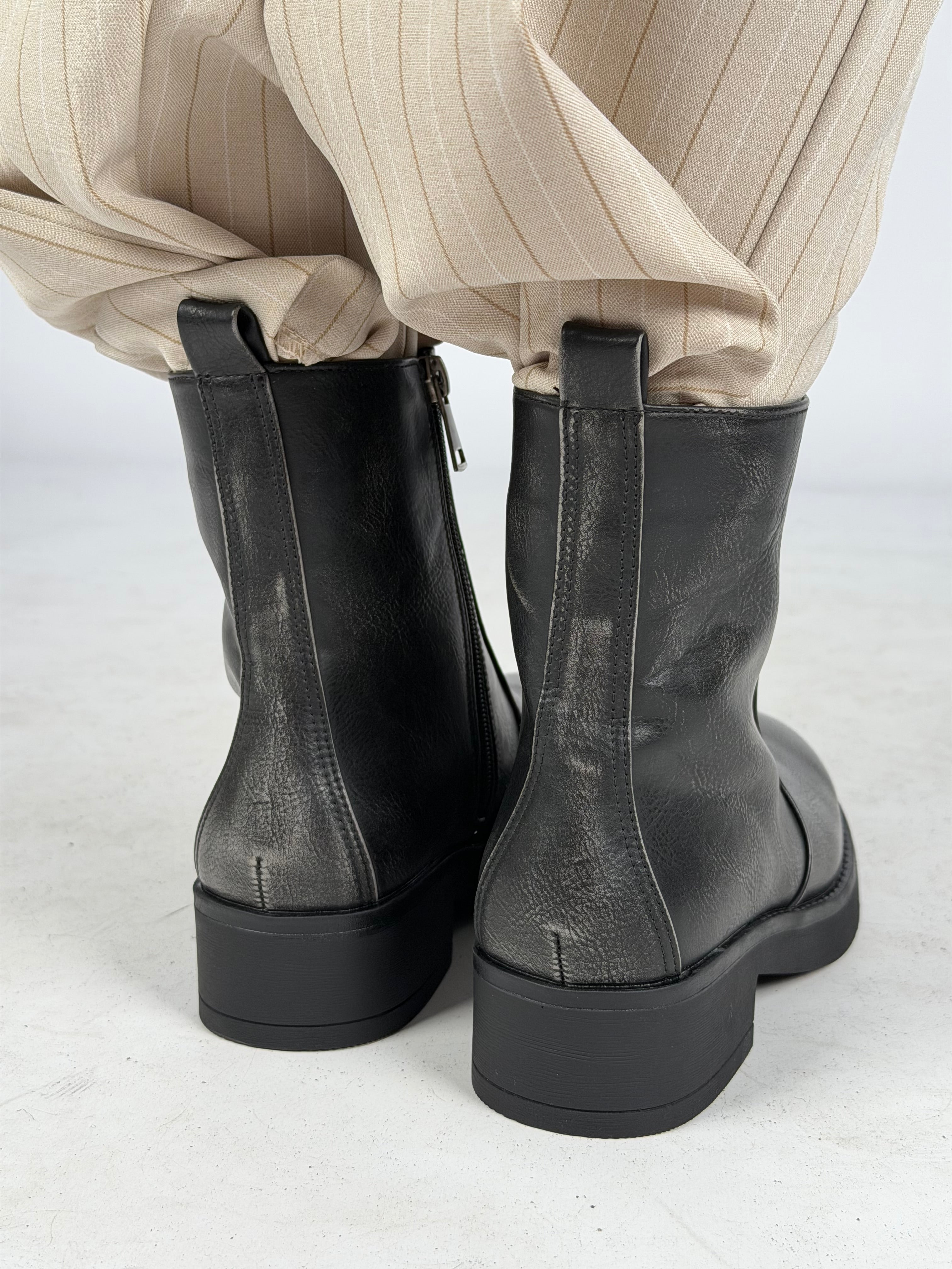 Tronchetto vintage nero