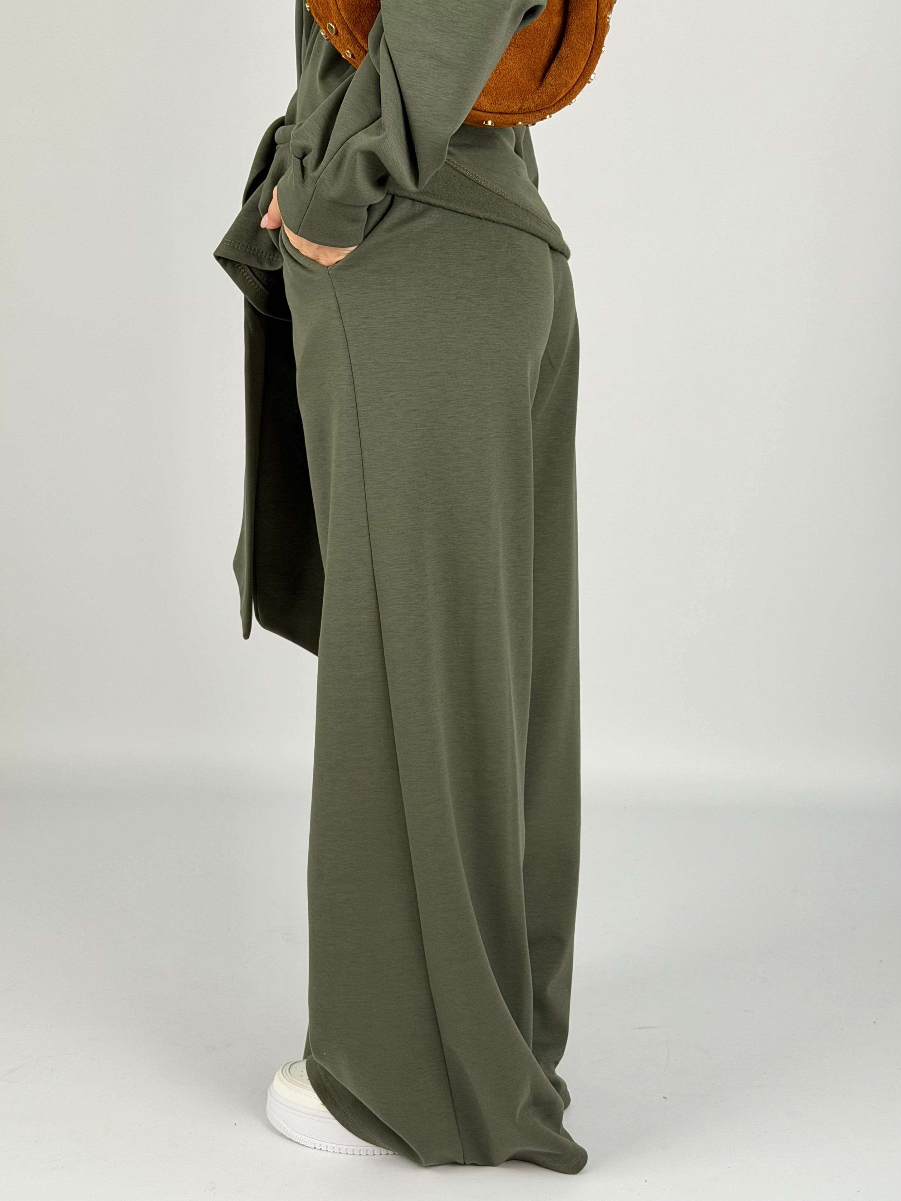 Tuta sportiva Elena verde