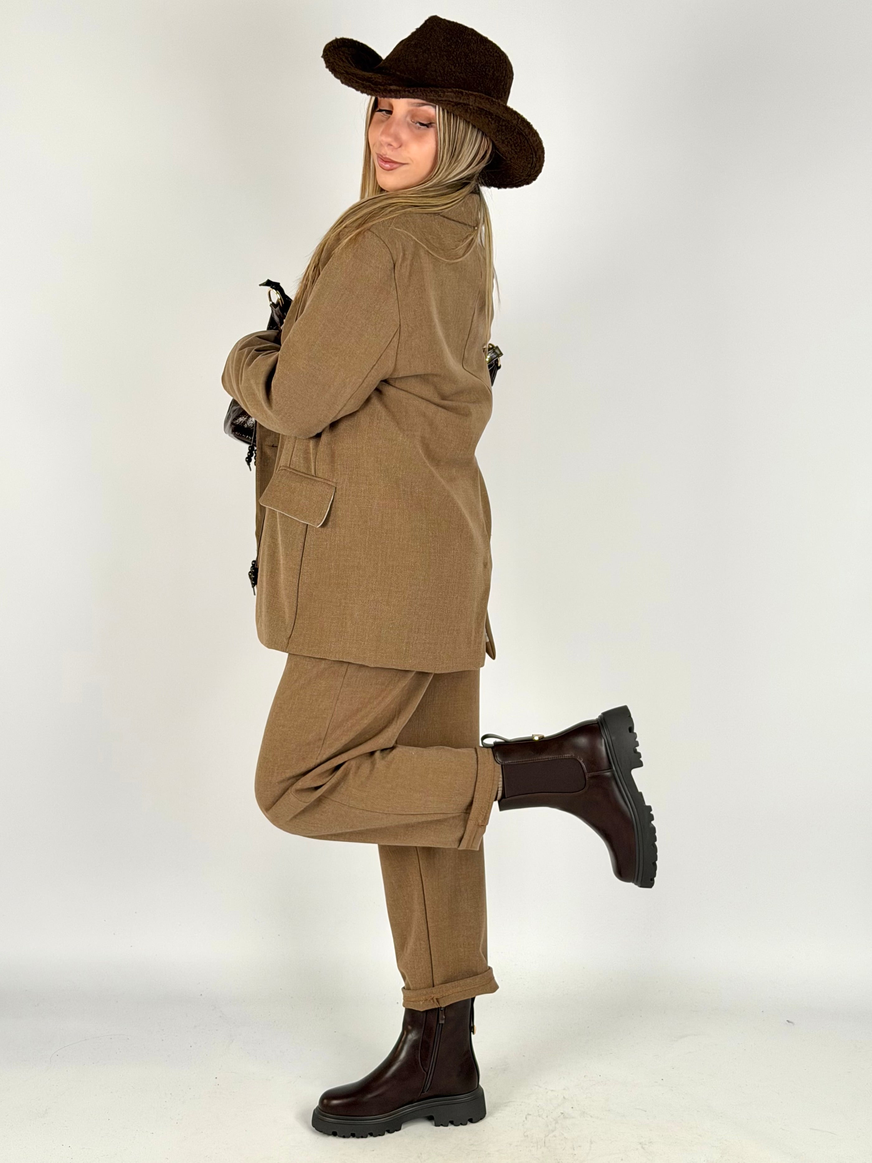 Giacca completo Dafne tabacco