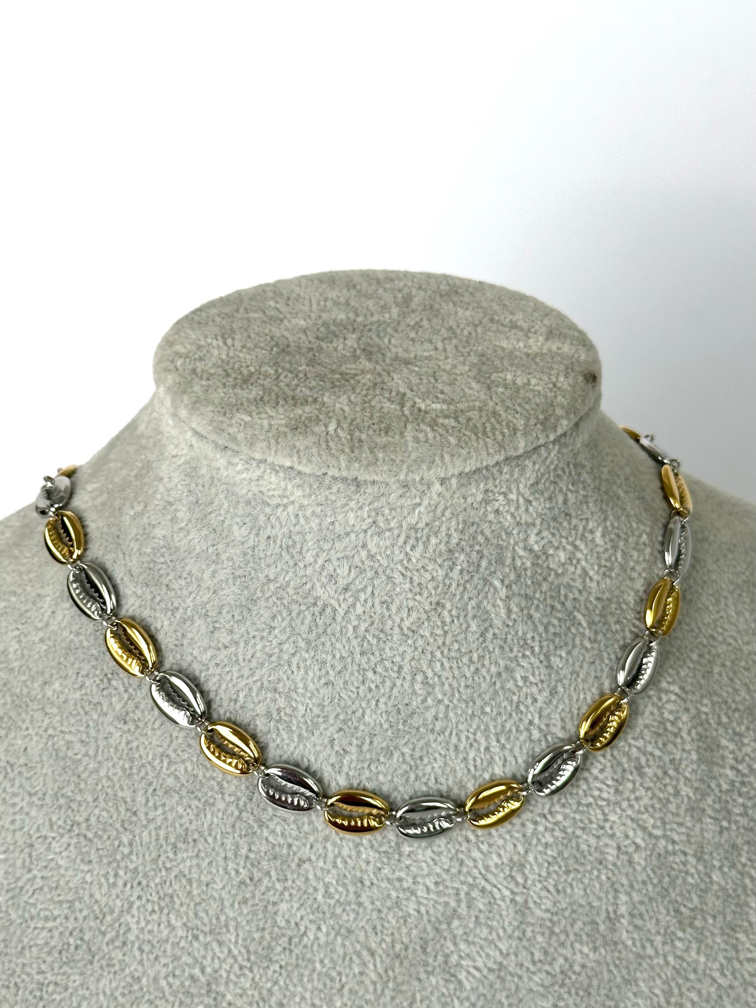 Collana multicolor conchiglie