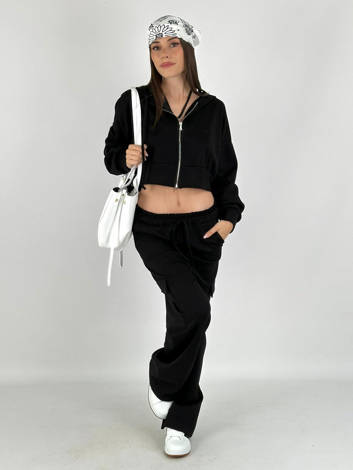 Tuta sportiva Saida nero