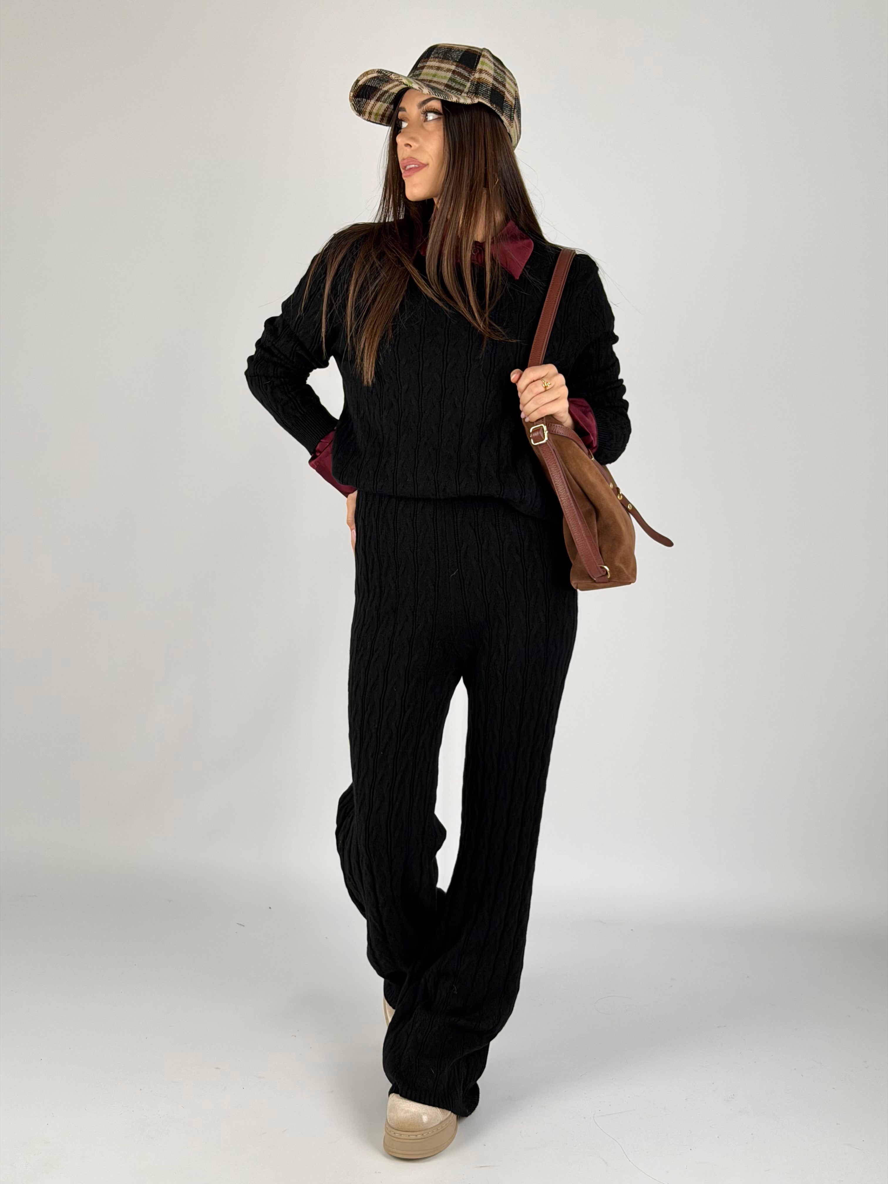 Tuta sportiva glam nera